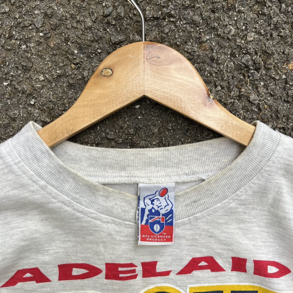 Vintage 90s Vintage Adelaide Crows AFL Premier Cup Graphic Boxy Tee Size US M / EU 48-50 / 2 - 5 Thumbnail