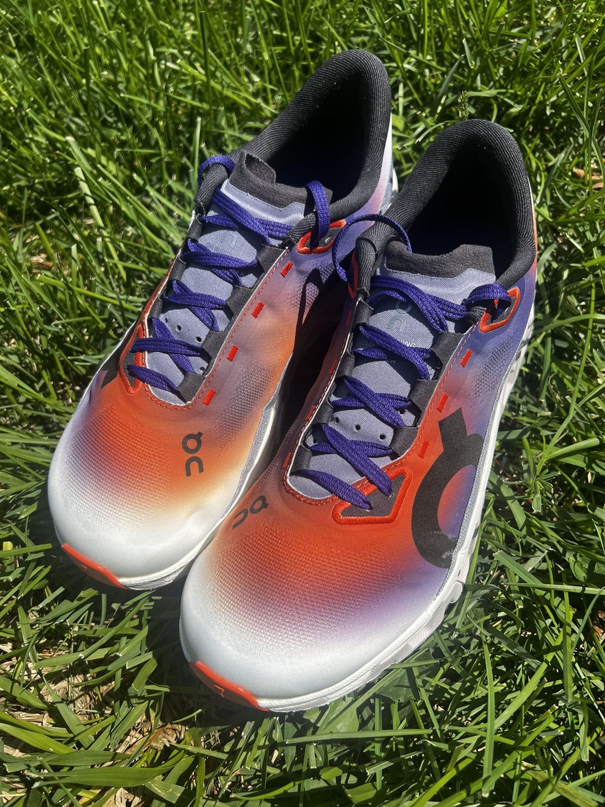 On CLEAN On CloudMonster Hyper size 10 Womens Flame Frost Size US 10 / IT 40 - 2 Thumbnail