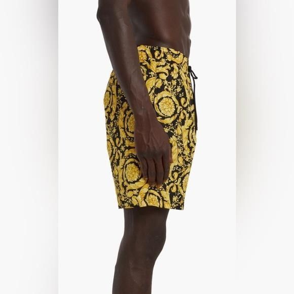 Versace New Authentic Versace Men Shorts Size 5 Size US 29 - 3 Thumbnail