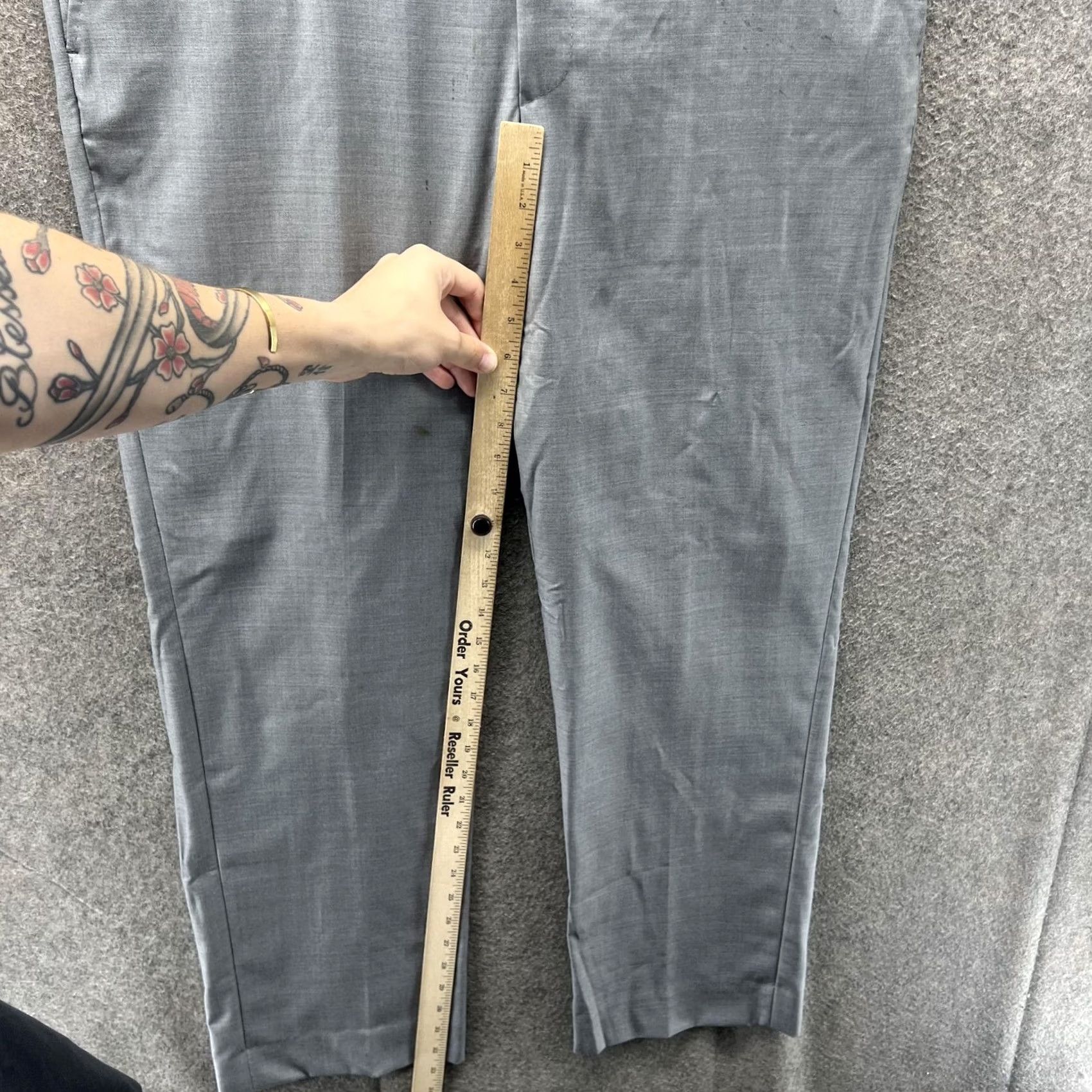 Saks Fifth Avenue Saks Fifth Avenue Dress Pants Mens 44 Gray Classic Flat Front Straight Leg Pants Mens 44 Gray Classic Fit Front Flat Straight Size US 44 / EU 60 - 5 Thumbnail