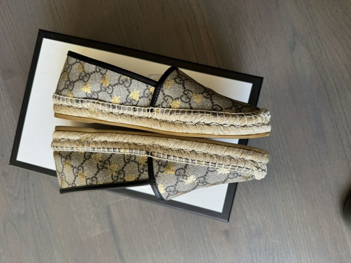 Gucci Gucci GG Supreme Bee Espadrilles Shoes (Size 37) Size US 7 / IT 37 - 6 Thumbnail