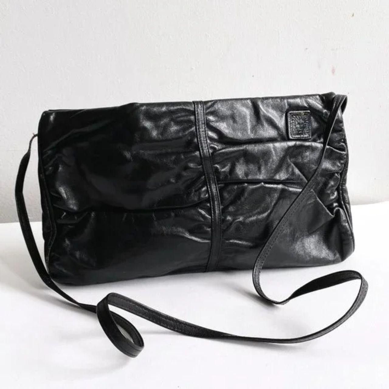Anne Klein ANNE KLEIN VTG Black Leather Pochette / Clutch Size ONE SIZE - 3 Thumbnail