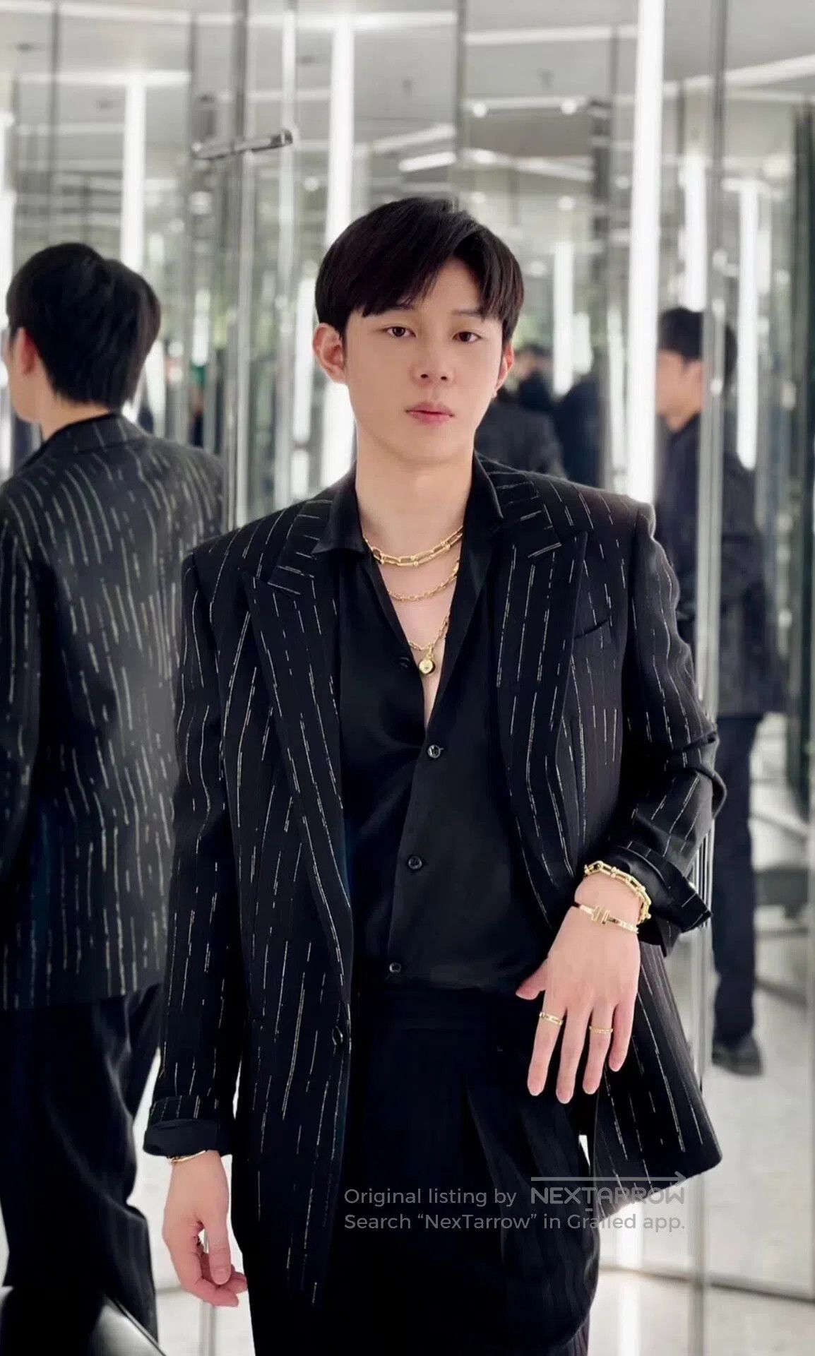 Saint Laurent Paris Saint Laurent Paris Black and gold suit| Size US M / EU 48-50 / 2 - 4 Thumbnail