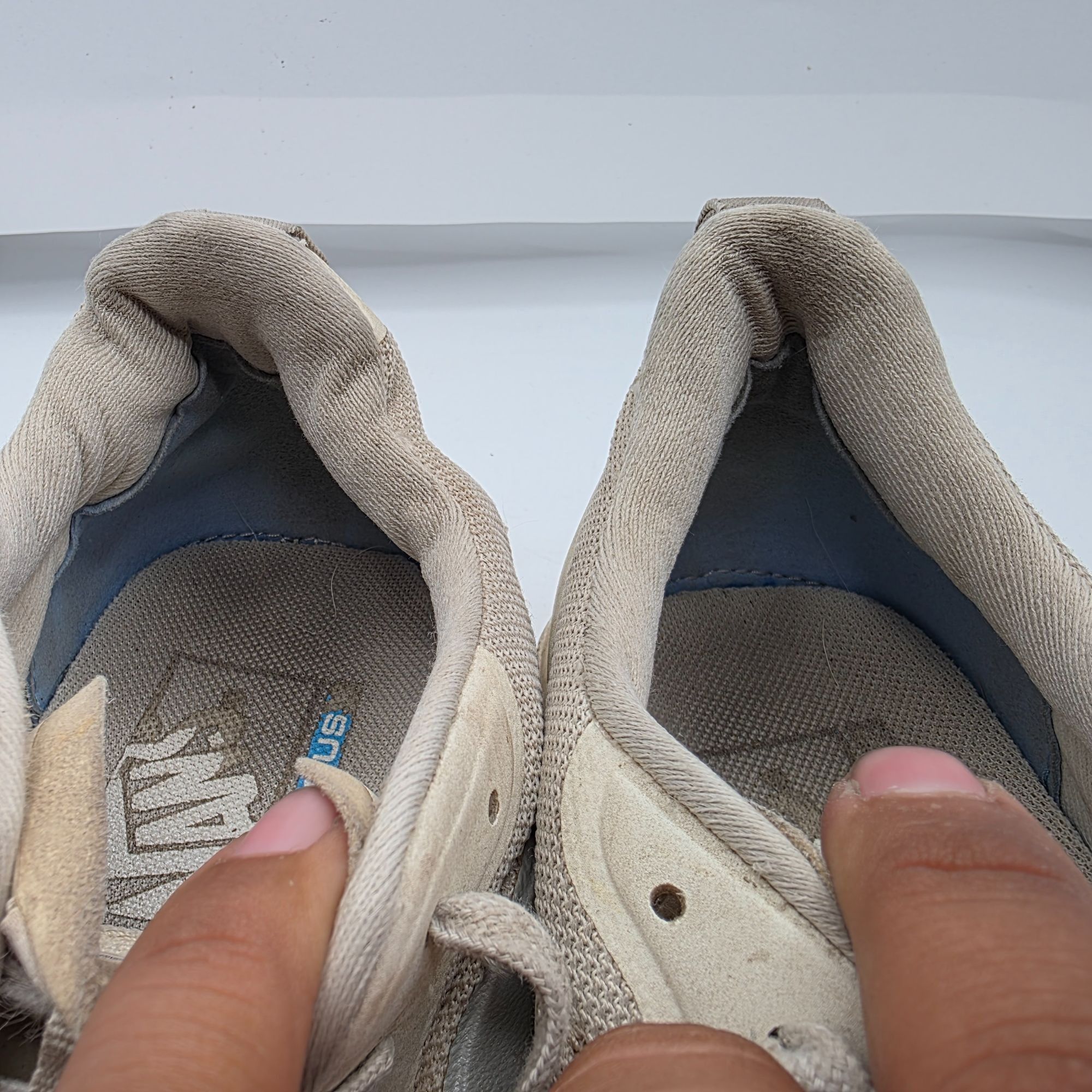 Vans Vans UltraRange Exo Womens Size 8.5 White Lightweight Lace U Size US 8.5 / IT 38.5 - 7 Thumbnail