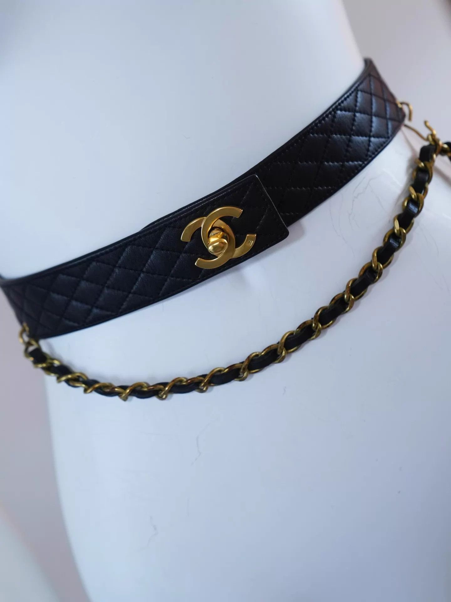 Chanel Chanel 1994 Black & Gold Calfskin Belt with Bag Buckle Size ONE SIZE - 3 Thumbnail