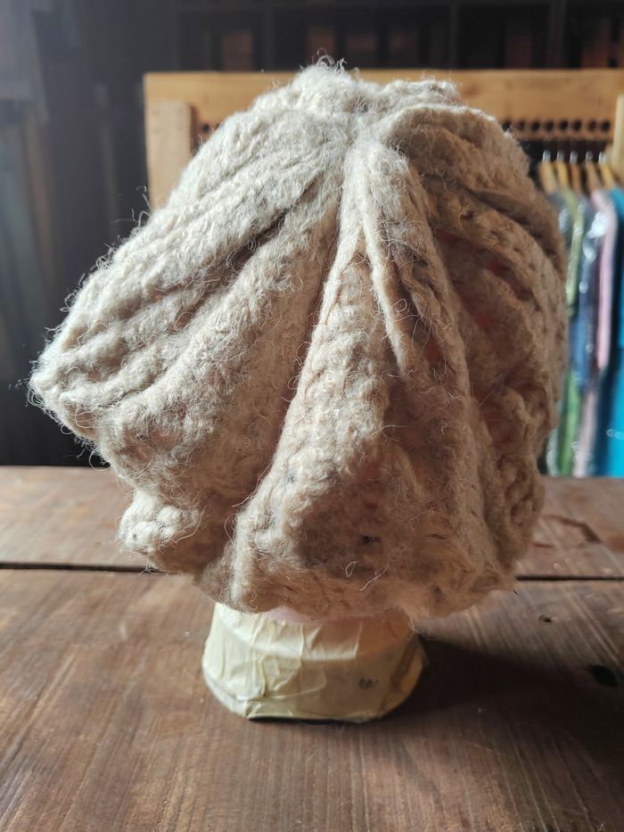 Japanese Brand Vintage Crochet Knitted handmade Beanie Snowcap Size ONE SIZE - 4 Thumbnail