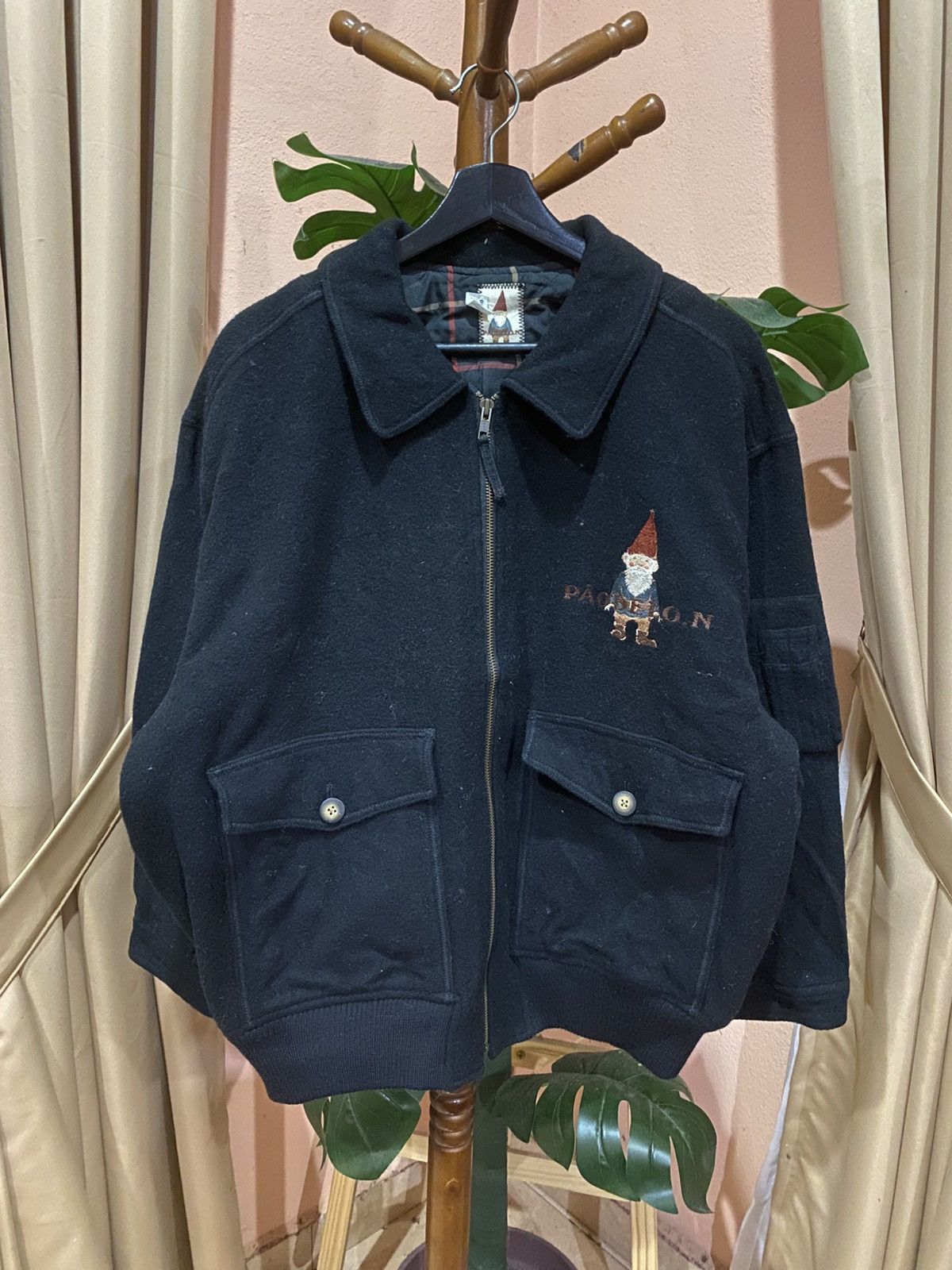Vintage Vintage PAODETON Embroidered Gnome Bomber Jacket Zip-Up Size US L / EU 52-54 / 3 - 2 Thumbnail