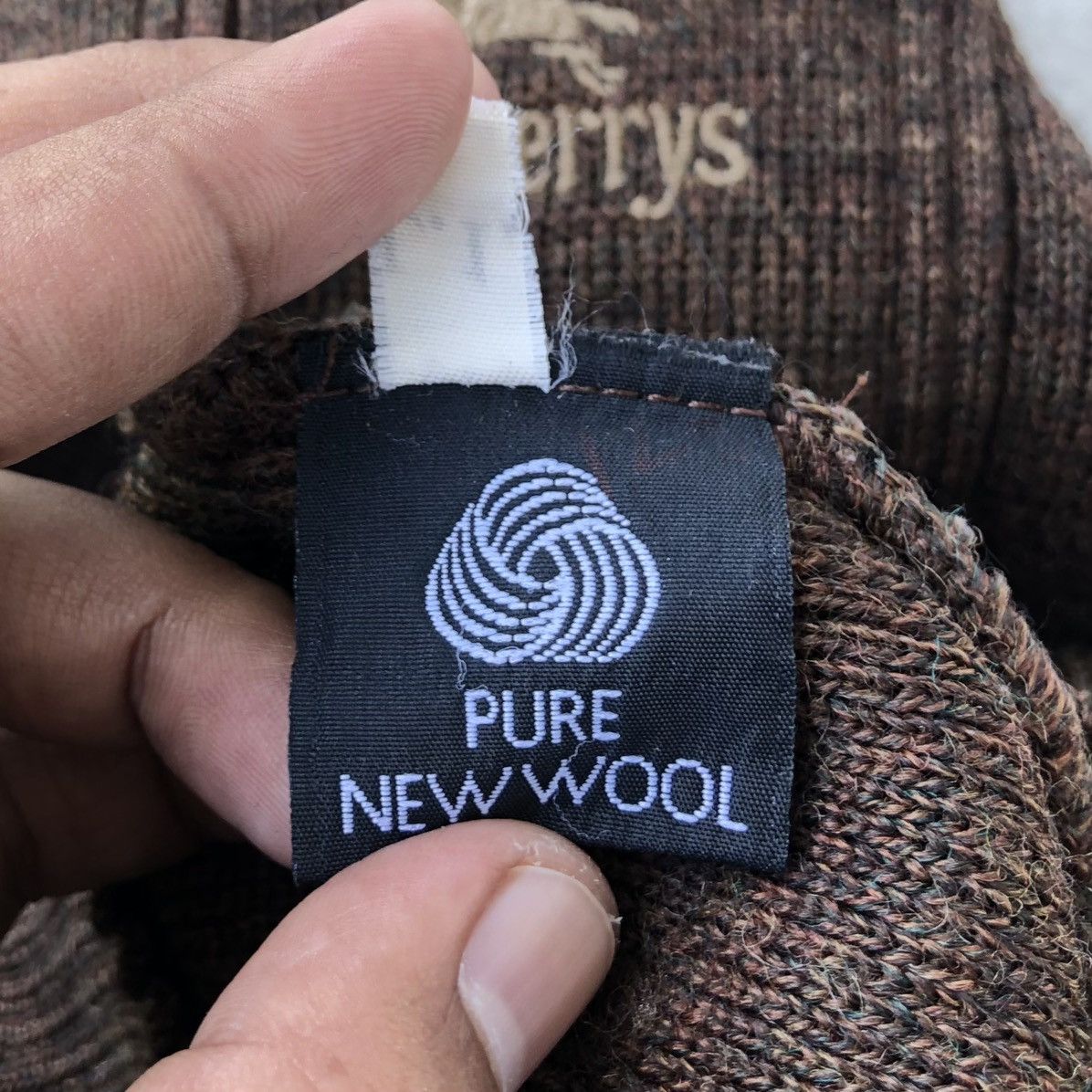 Burberry Vintage Burberrys Suede Elbow Patches 100% Pure New Wool Size US M / EU 48-50 / 2 - 18 Thumbnail