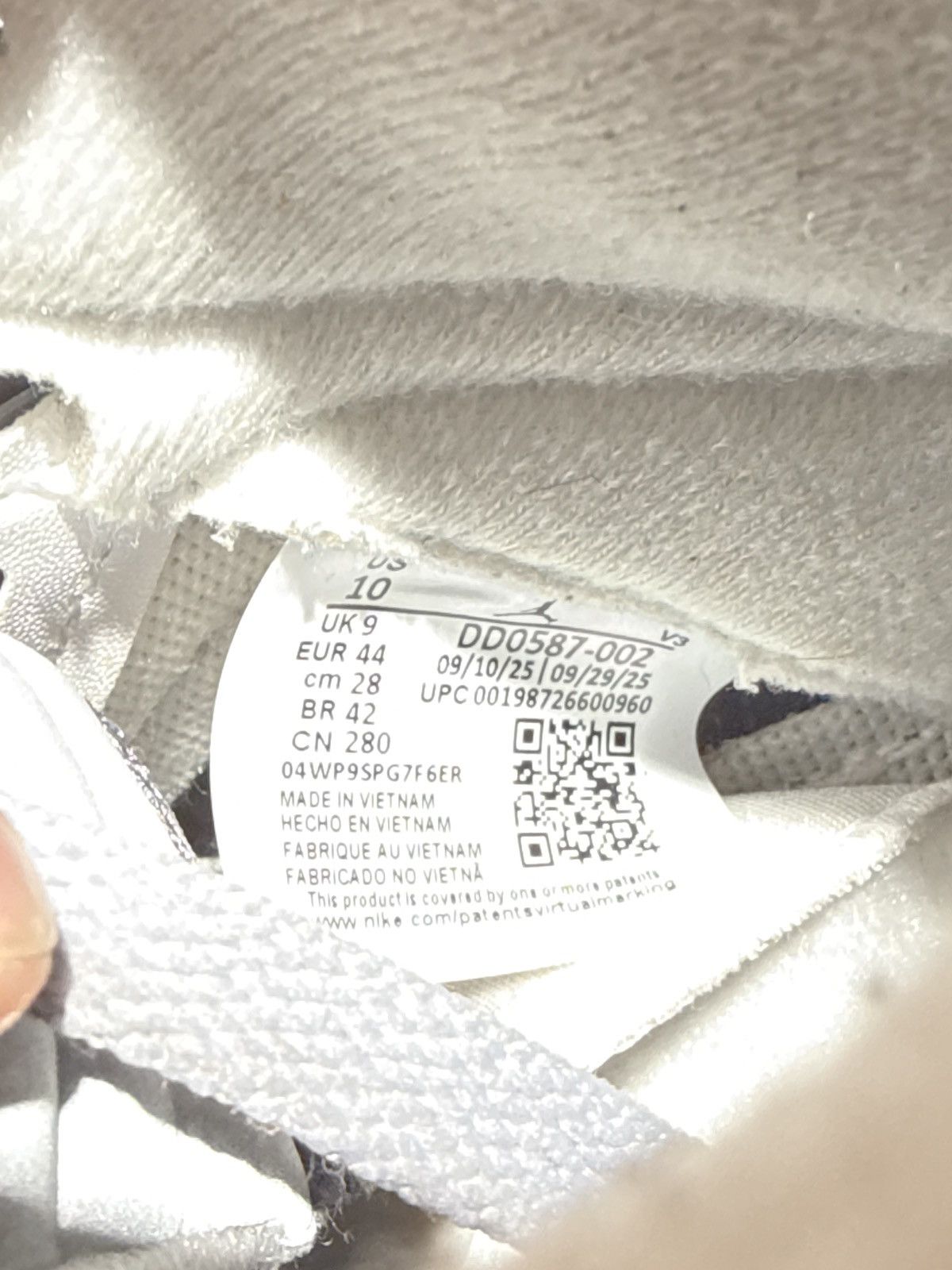 Jordan Brand Jordan 5 wolf grey 2026 Size US 10 / EU 43 - 6 Thumbnail