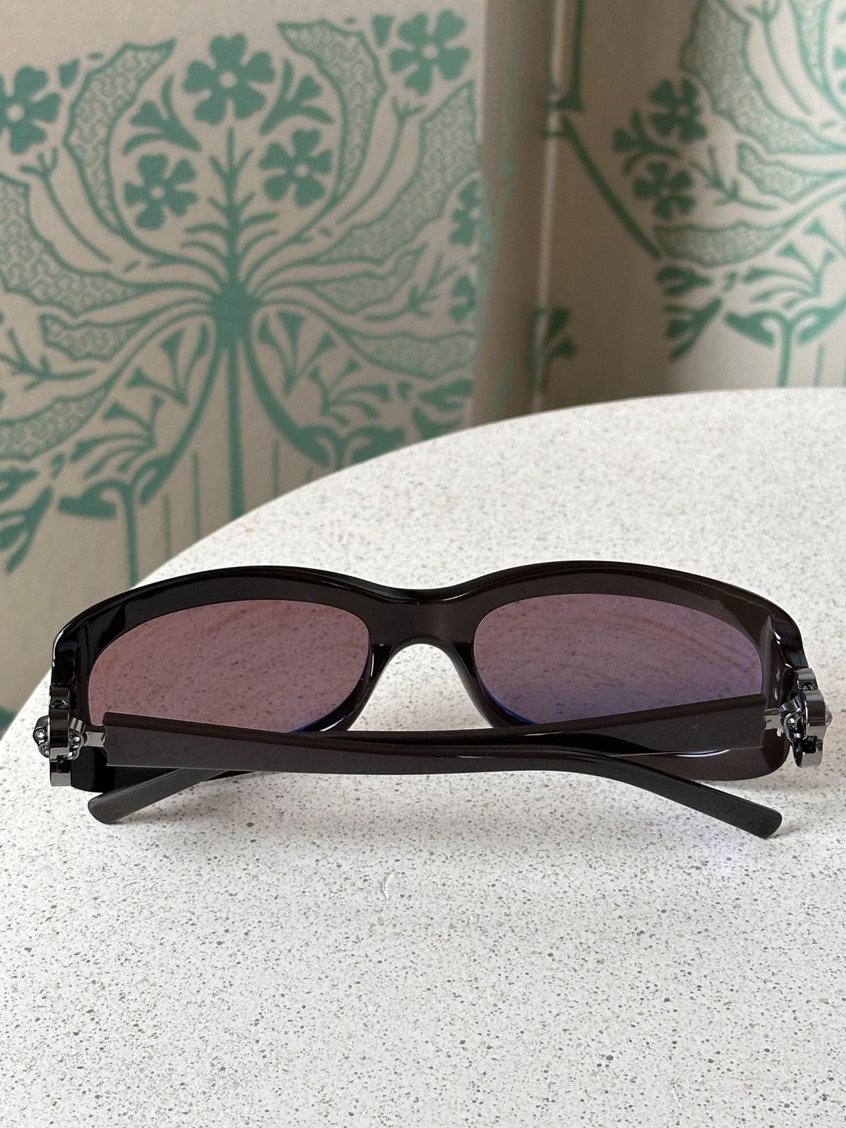 Chanel CHANEL CC Logo Camelia Brown Crystal Swarovski Sunglasses Size ONE SIZE - 3 Thumbnail