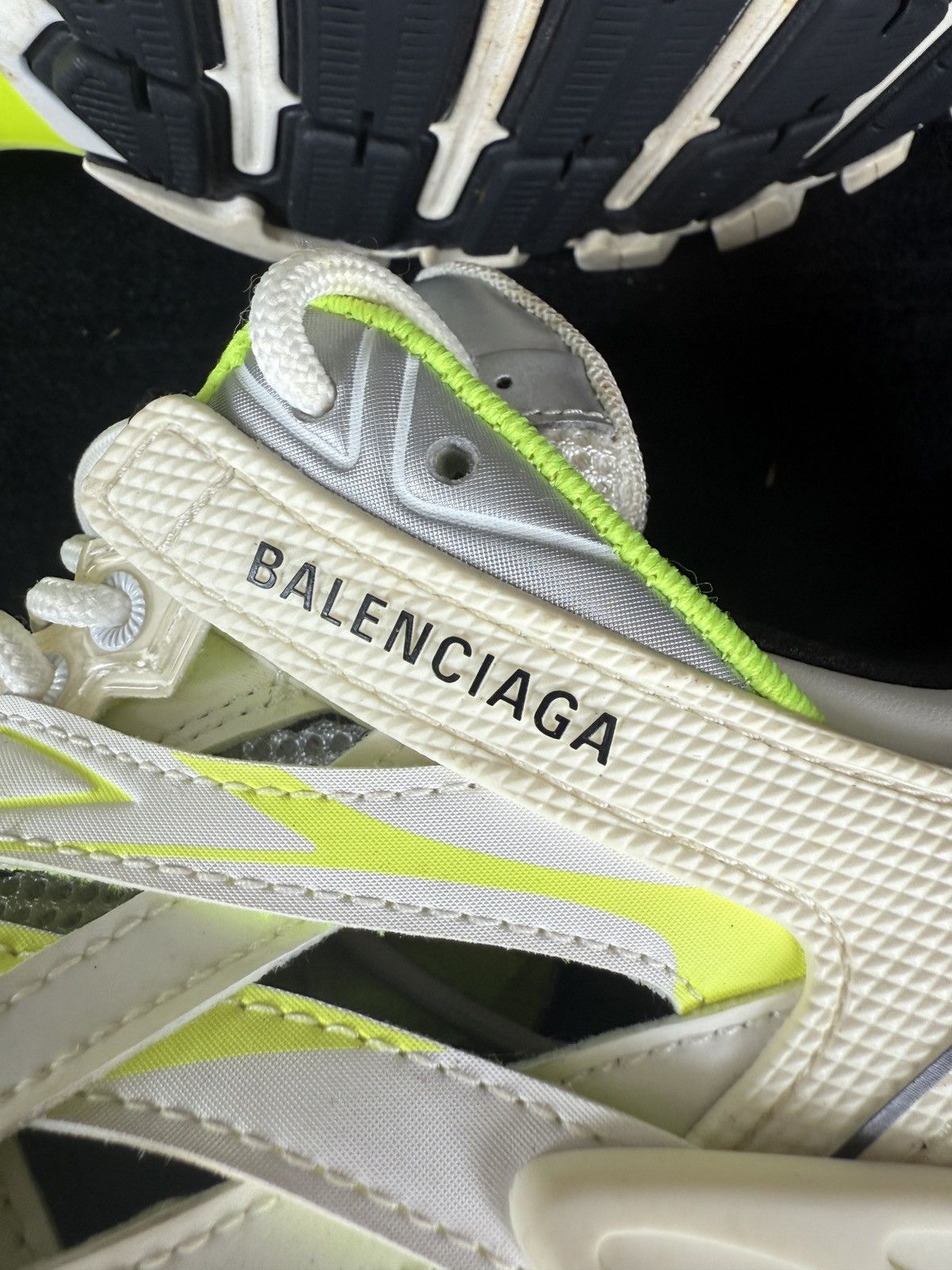 Balenciaga Balenciaga Track 2 White/Flou Yellow Men's 43 EU 10 US Size US 10 / EU 43 - 3 Thumbnail