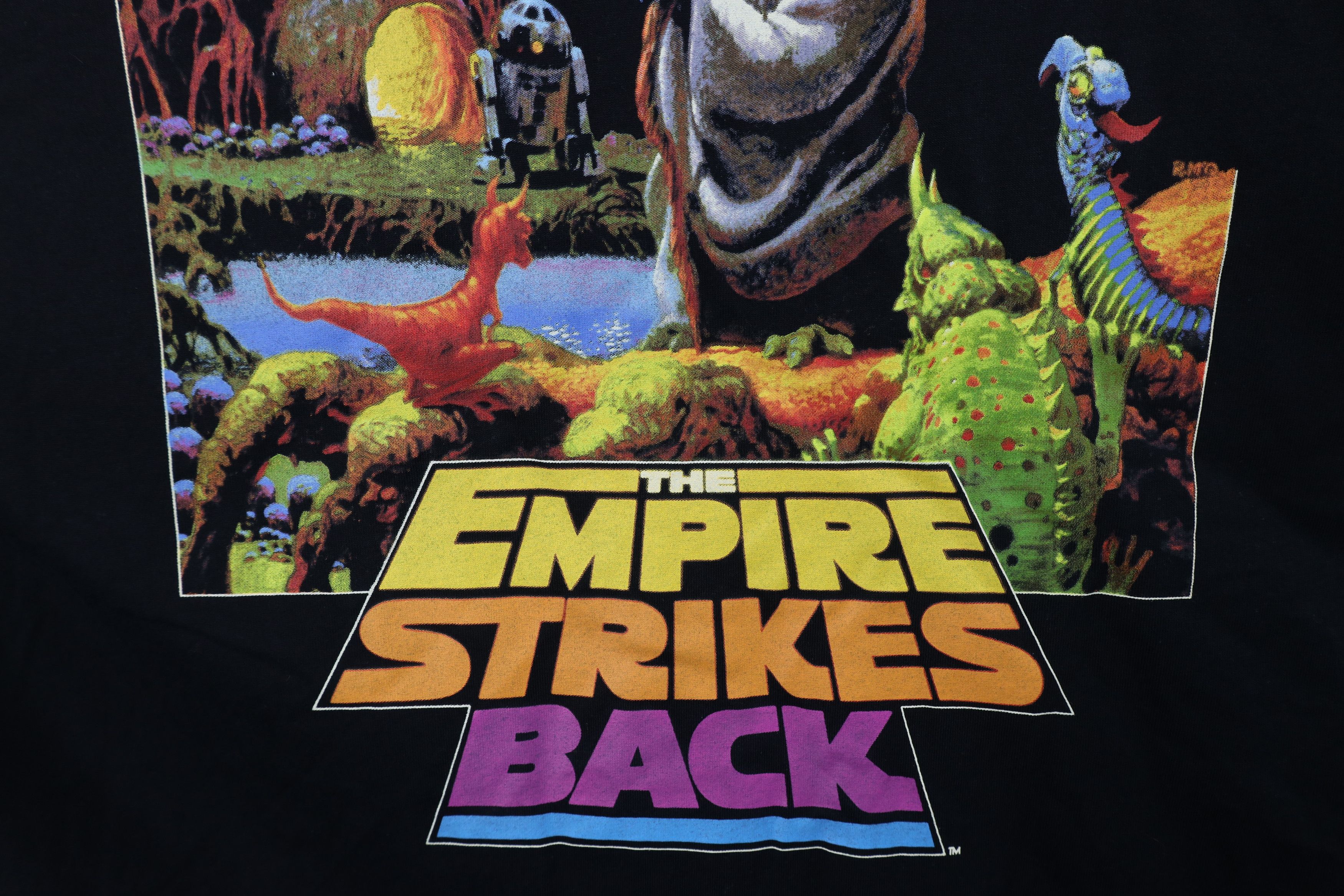 Uniqlo New Uniqlo x Star Wars The Empire Strikes Back T-Shirt Size US XL / EU 56 / 4 - 6 Thumbnail