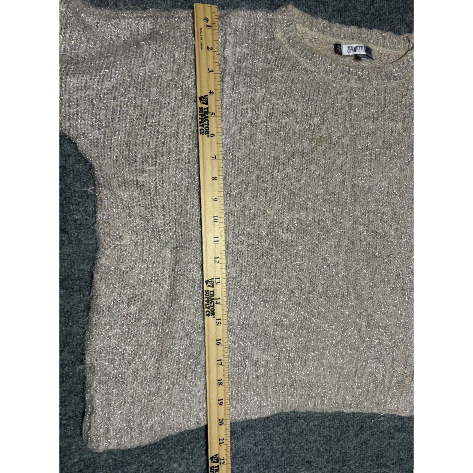 Vintage VINTAGE Jennifer Lopez Sweater Womens Large Pull Over Knit Shiny Metallic Silver Glitter Look Pullover All Seasons Lightweight Size L / US 10 / IT 46 - 3 Thumbnail