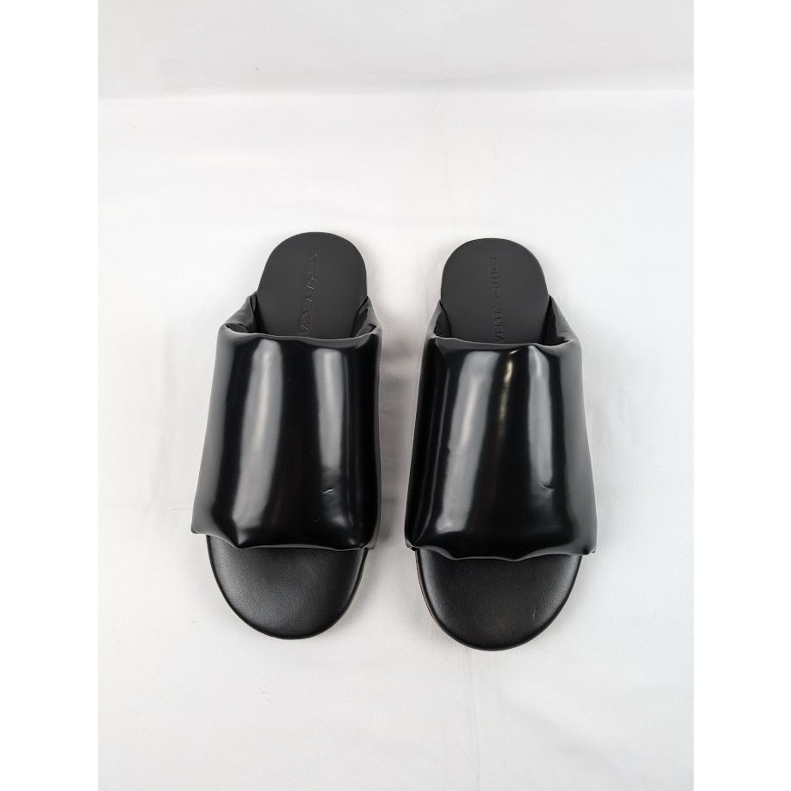 Bottega Veneta o1rshd1 Q:2 / Sandal Leather Latex in Black Size US 8 / EU 41 - 14 Thumbnail