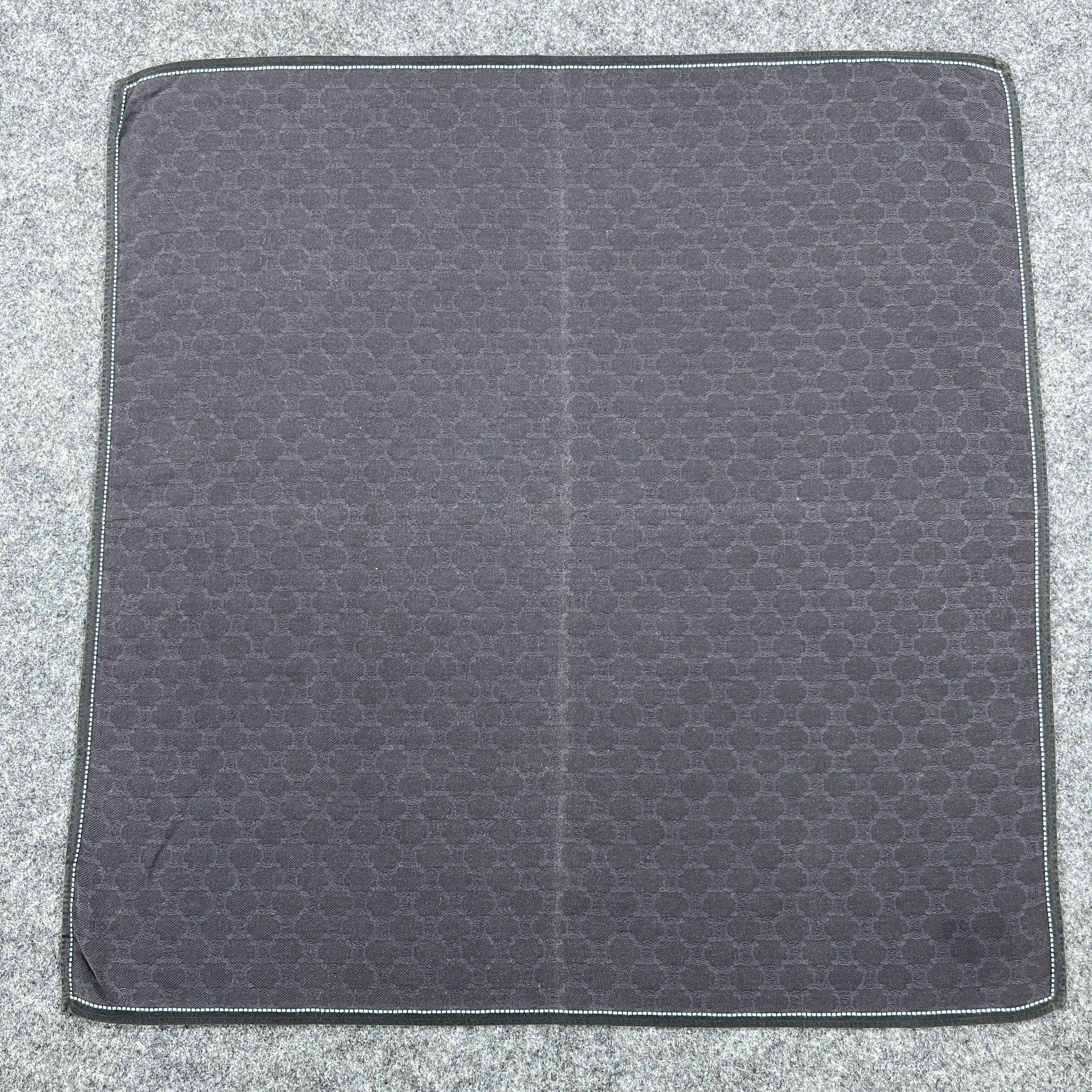 Celine Handkerchief / Bandana / Neckerchief B1135