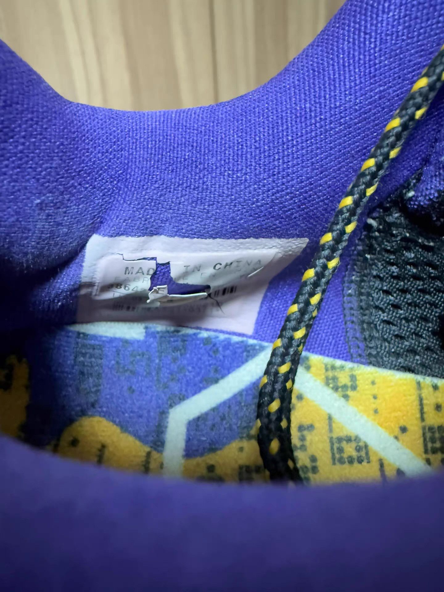 Nike Nike Kobe 5 (ZK5) Lakers Purple & Gold colorway Ｑ20 Size US 7.5 / EU 40-41 - 3 Thumbnail