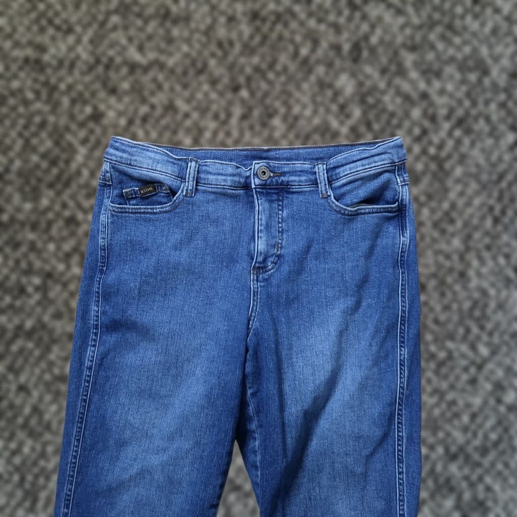 Denime Kuhl Jeans Women's 8 Blue Stretch Denim 5-Pocket Distressed Straight Leg Regular Rise Jeans Size 30" / US 8 / IT 44 - 1 Thumbnail