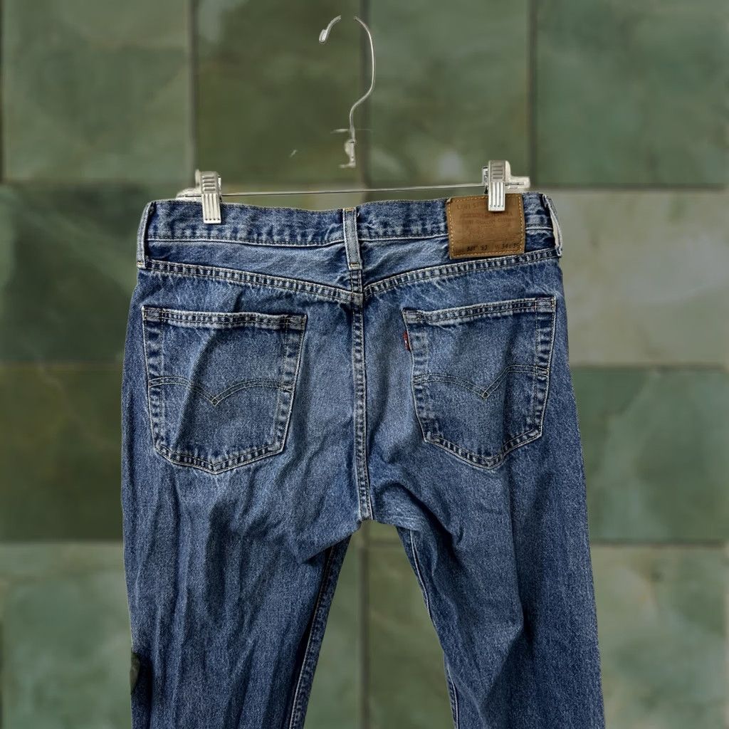 Levi's Levi's 501 Jeans Mens 34x35 Medium Wash Blue Original Button Fly Straight 5-Pocket Denim Vintage 90s Theme Regular Fit Big E Model Levi's 501 Size US 34 / EU 50 - 1 Thumbnail