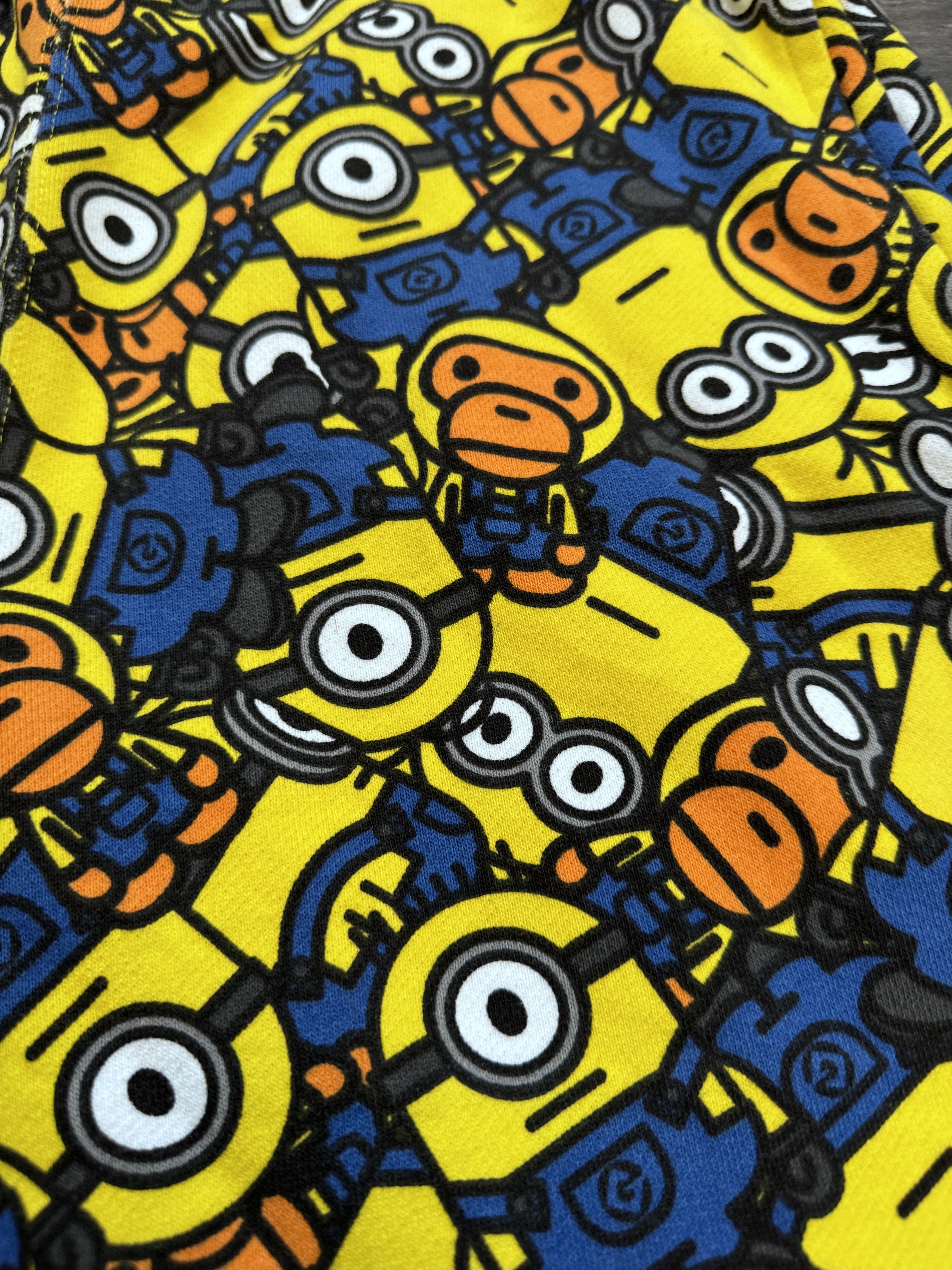 Bape Bape Minions Baby Milo Shorts Size US 32 / EU 48 - 2 Thumbnail
