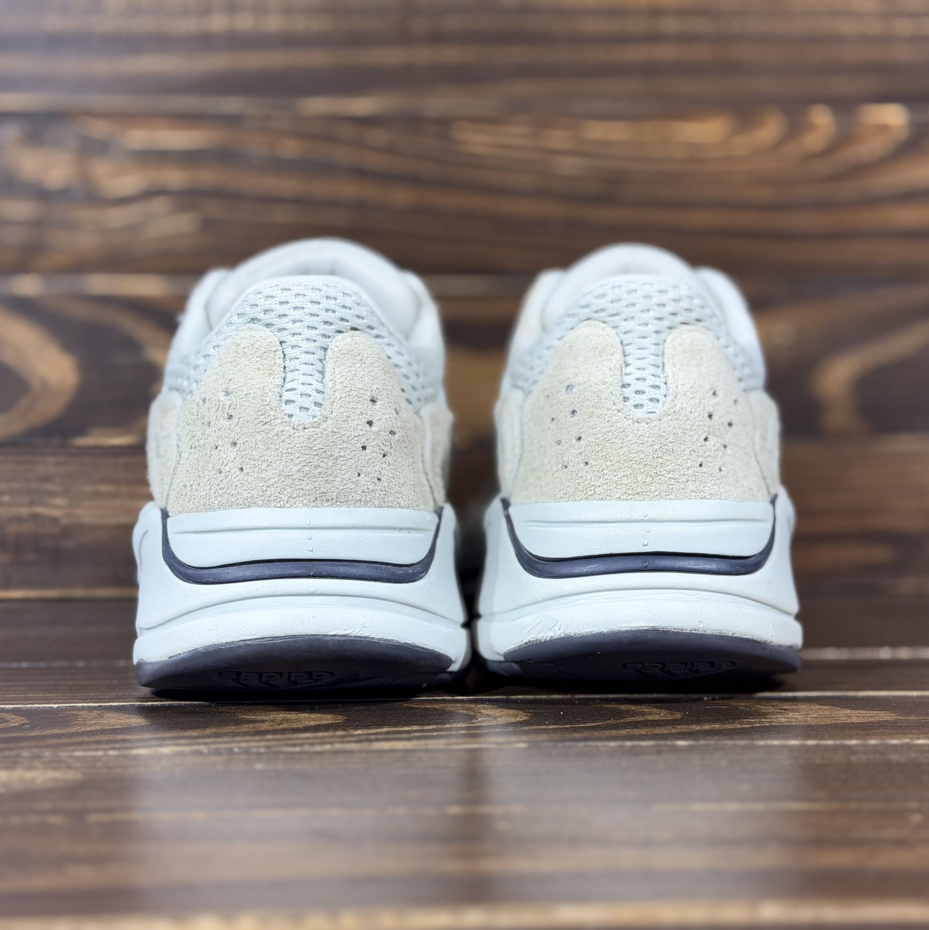 Adidas ADIDAS Yeezy Boost 700 "Salt" Men's/Kids US4 UK3.5 FR36 JP22 Size US 5 / EU 37 - 8 Thumbnail