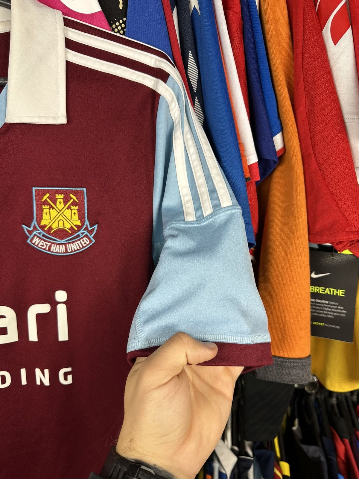 Adidas West Ham United 2013-14 Football Shirt Soccer jersey Adidas Size US M / EU 48-50 / 2 - 4 Thumbnail