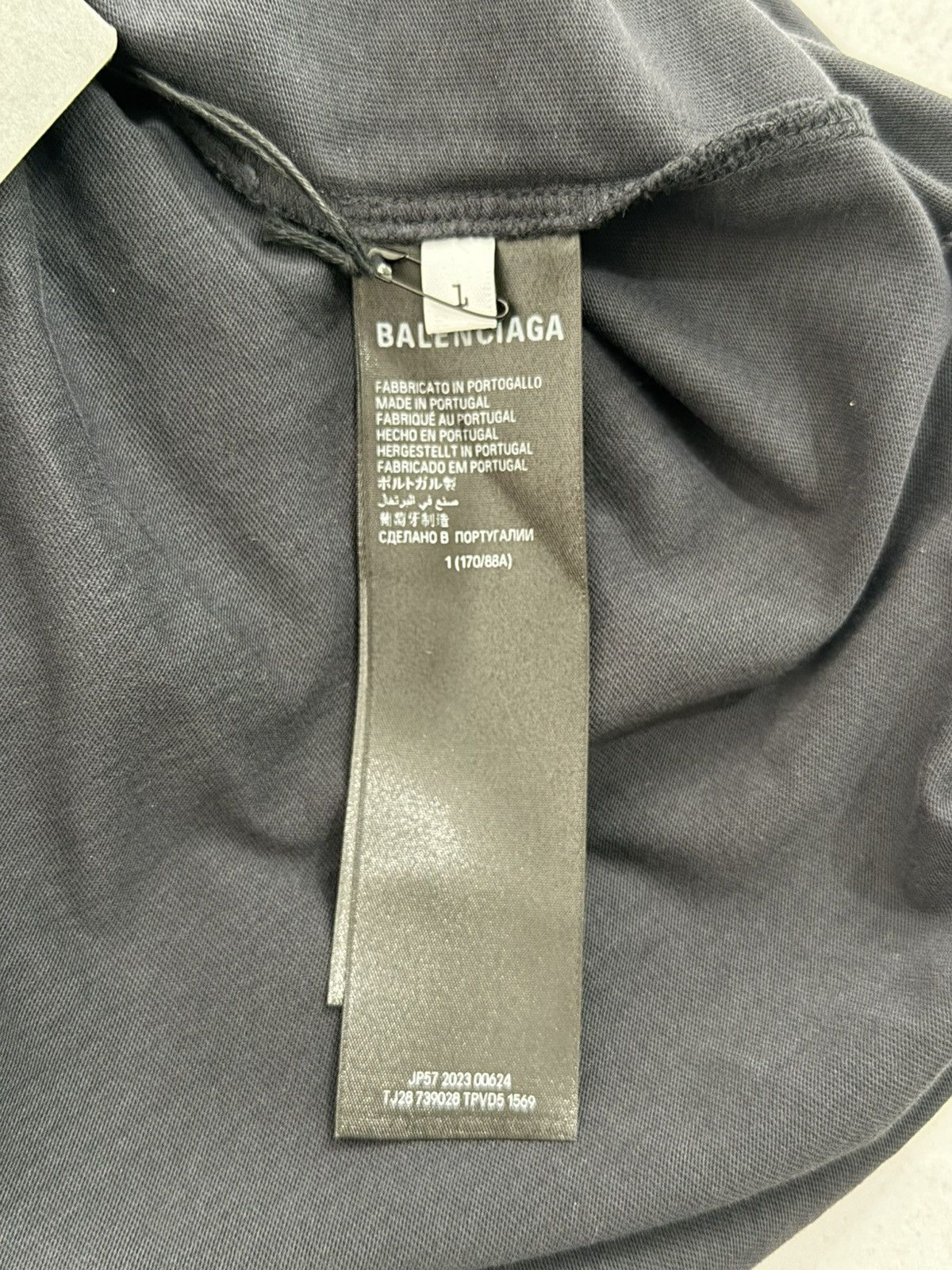 Balenciaga Balenciaga Be Kind Tshirt Black Sz.1 Oversized Size US S / EU 44-46 / 1 - 6 Thumbnail