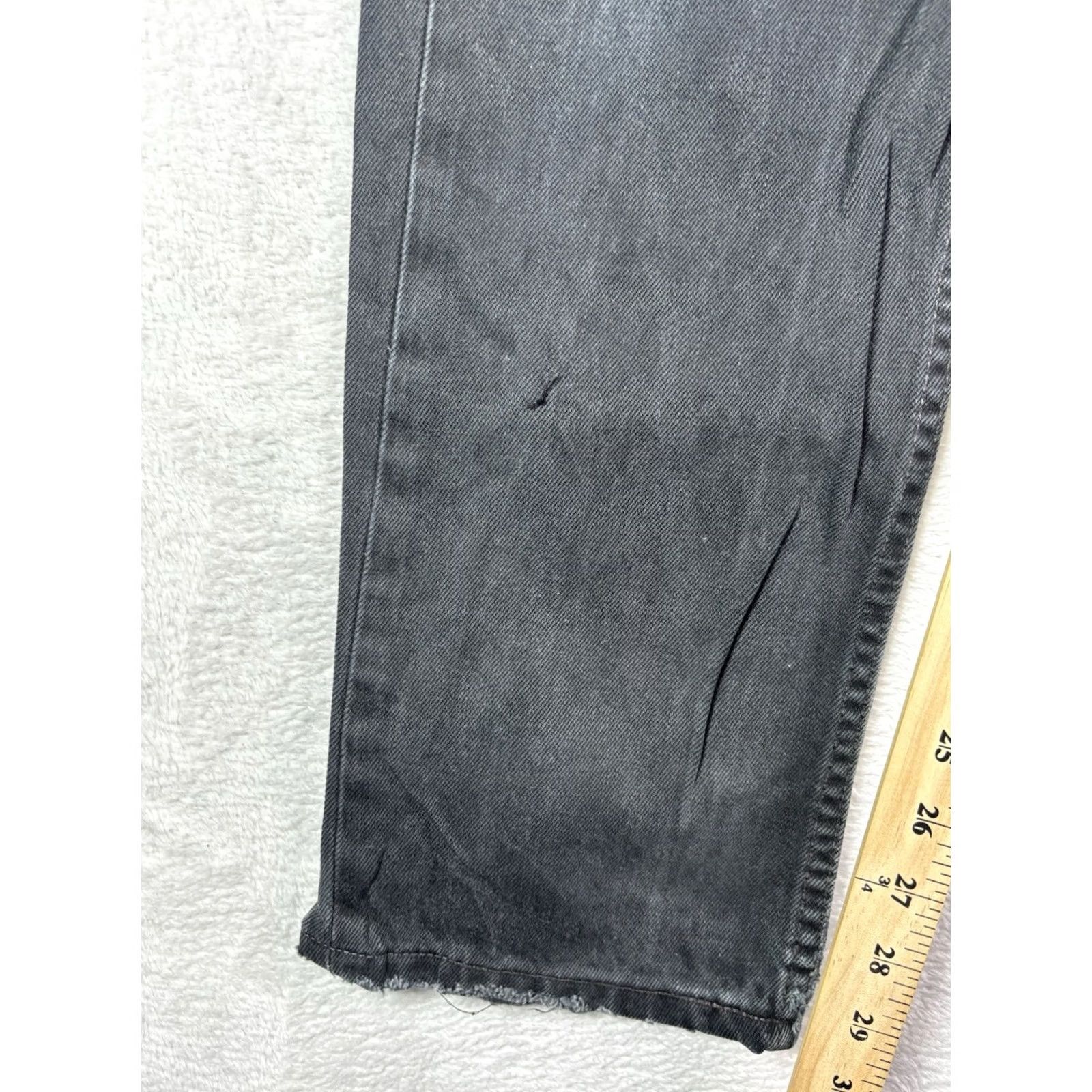Levi's VINTAGE Levi's 535 Jeans Men 31x32 Black Button Fly Distressed 90s Straight 5-Pocket Denim Regular Mens Size US 31 - 4 Thumbnail