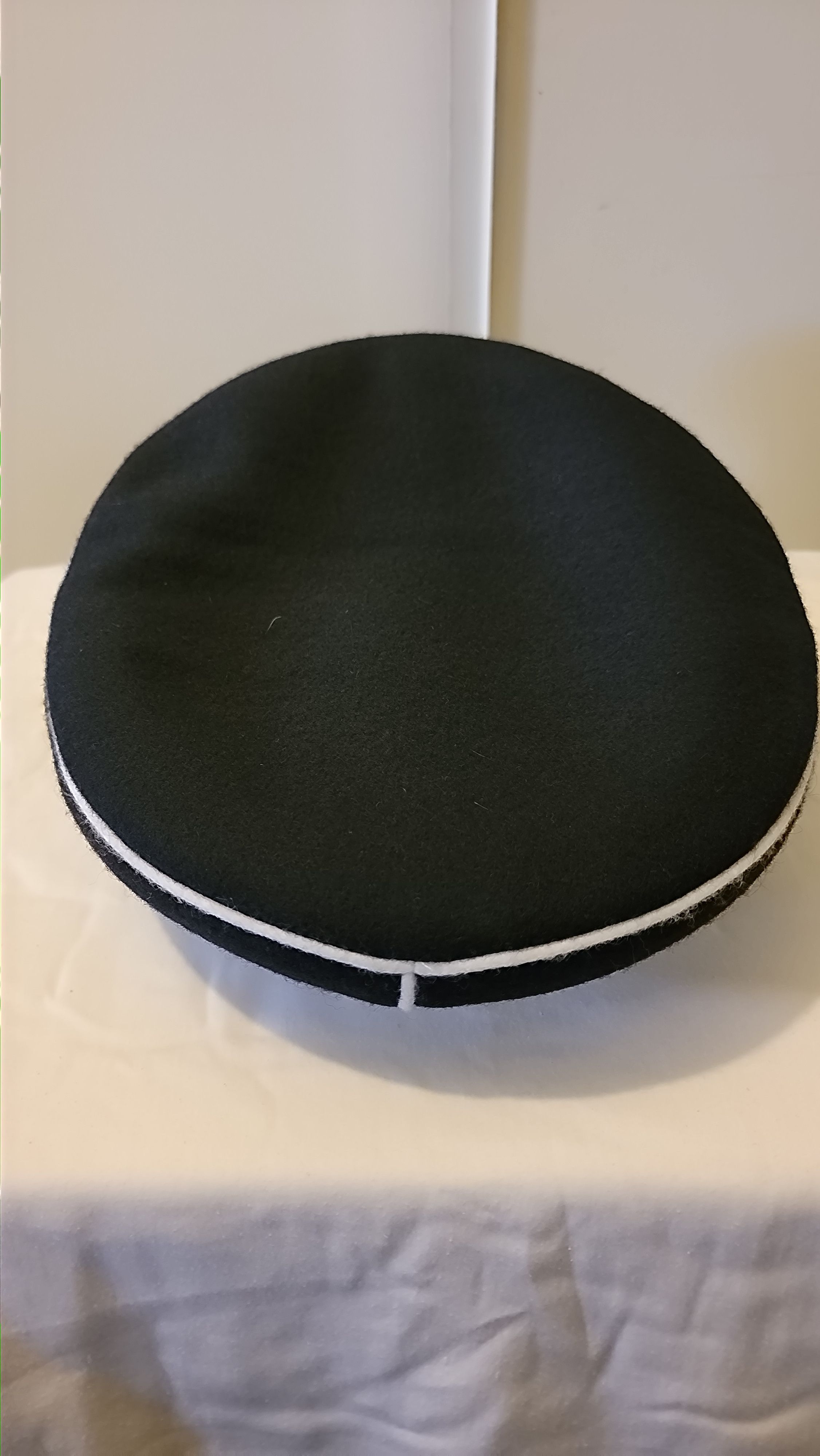 Other Black & white skull and crossbones military Size ONE SIZE - 8 Thumbnail