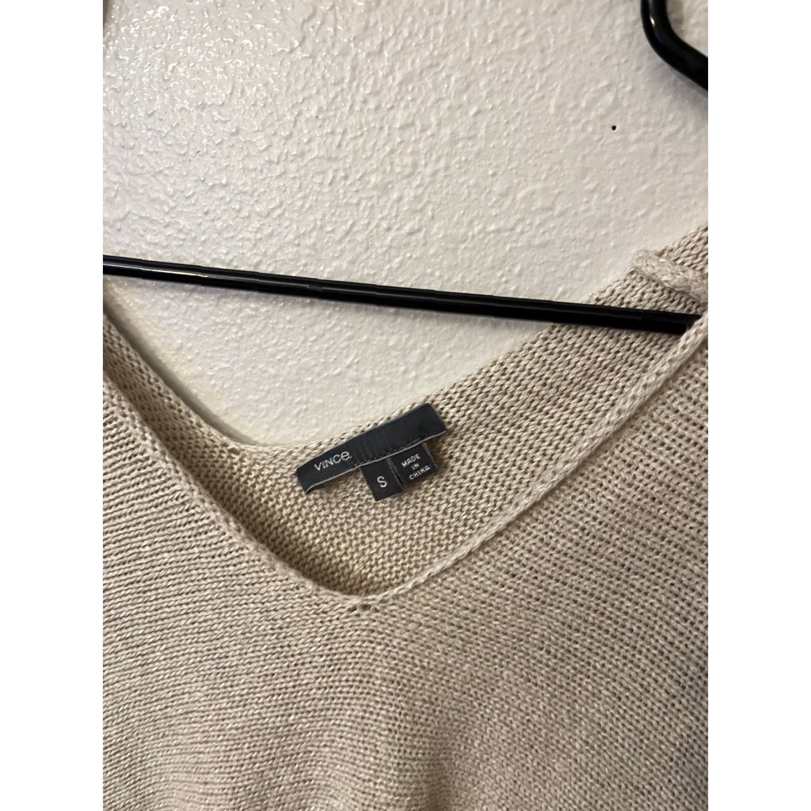 Vince Vince Women Sweater Pullover V-Neck Long Sleeve Cotton Casual Fall Winter Size Small Beige Size S / US 4 / IT 40 - 3 Thumbnail