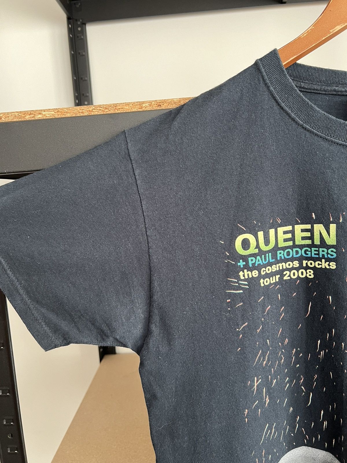 Band Tees Vintage 2008 Queen Paul Rodgers The Cosmos Rocks Tour Tshirt Size US L / EU 52-54 / 3 - 8 Thumbnail