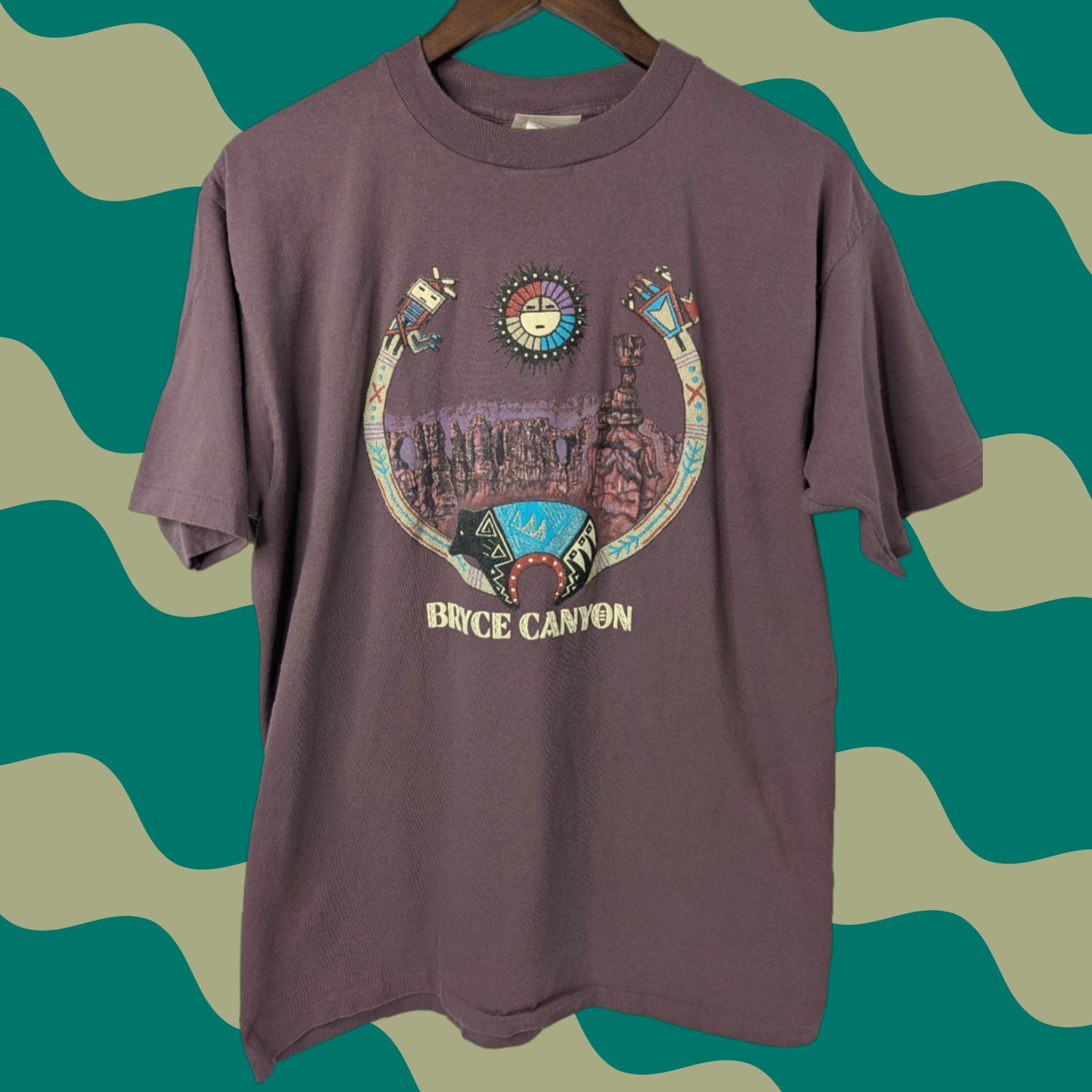 Vintage VINTAGE Bryce Canyon Utah Park Print T-Shirt USA Outdoor Nature Fred Harvey Shirt Mens L Purple 90s Size US L / EU 52-54 / 3 - 1 Thumbnail