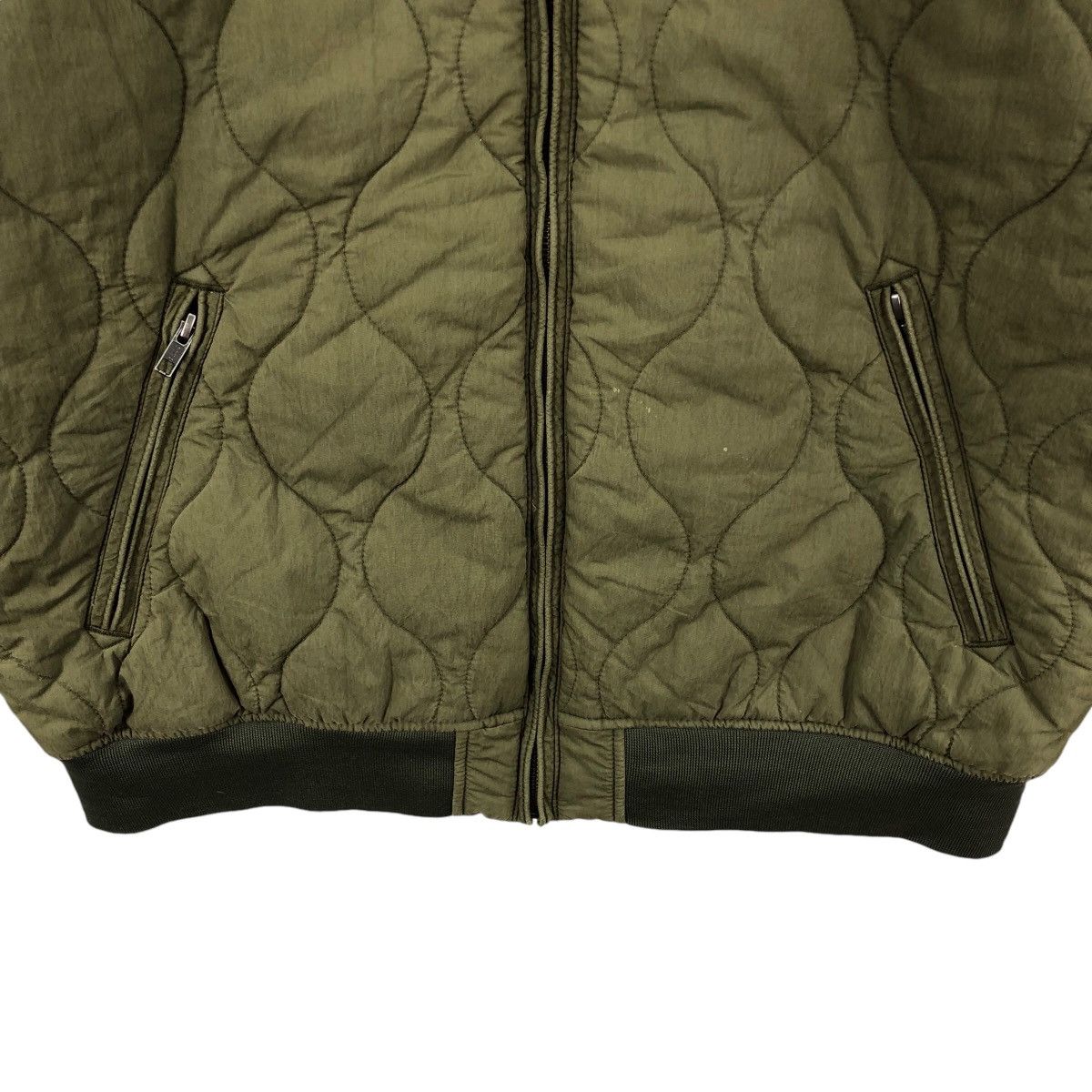 Levi's LEVI’S Bomber Jacket Quilted Green Color Size L Size US L / EU 52-54 / 3 - 3 Thumbnail
