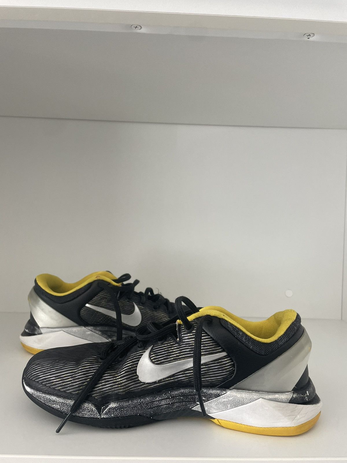 Nike Nike Kobe 7 “Del Sol” GS 6.5 / W8 Size US 8 / IT 38 - 2 Thumbnail