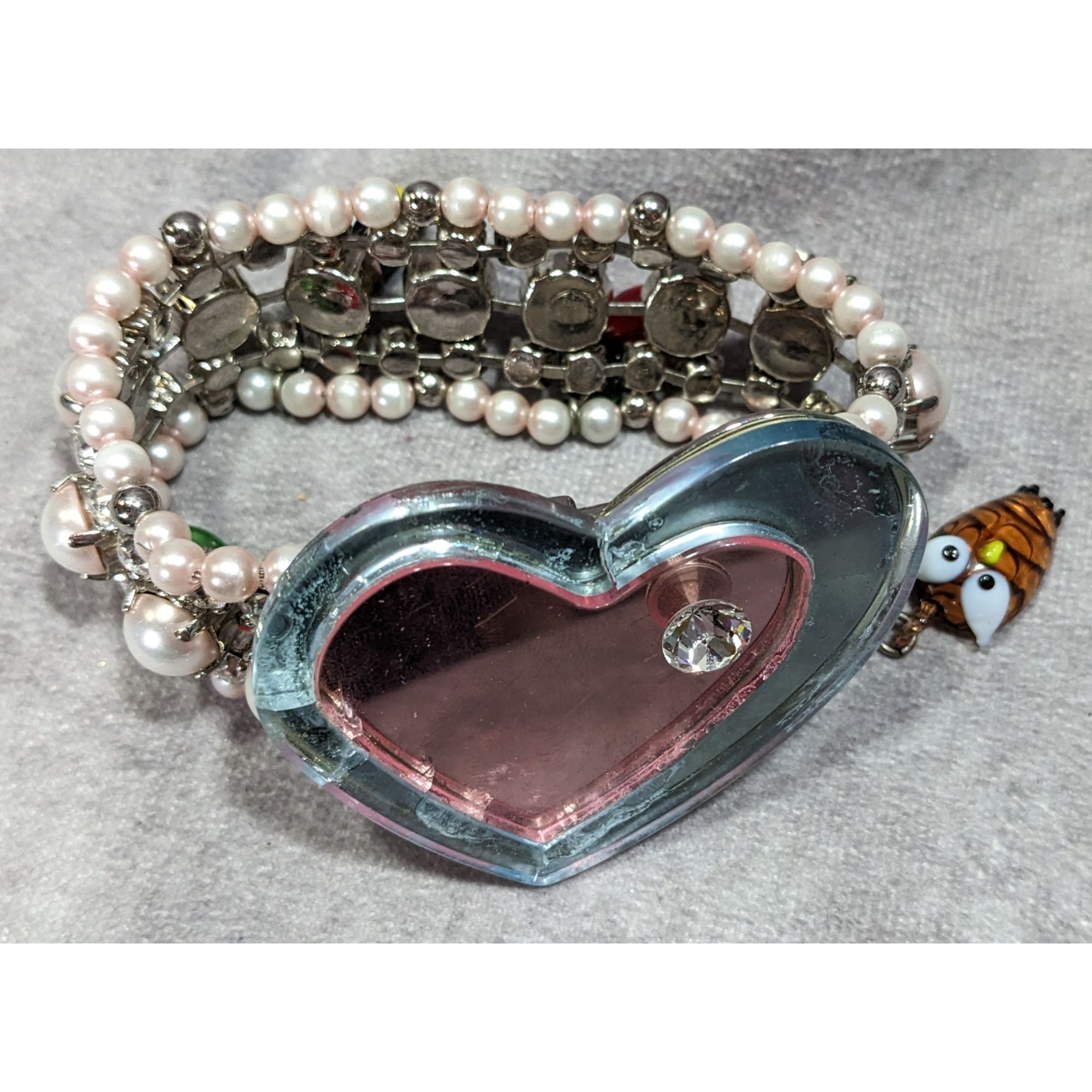 Miu Miu Rare Limited Edition Miu Miu Glass Heart Faux Pearl Glass Ch Size ONE SIZE - 9 Thumbnail