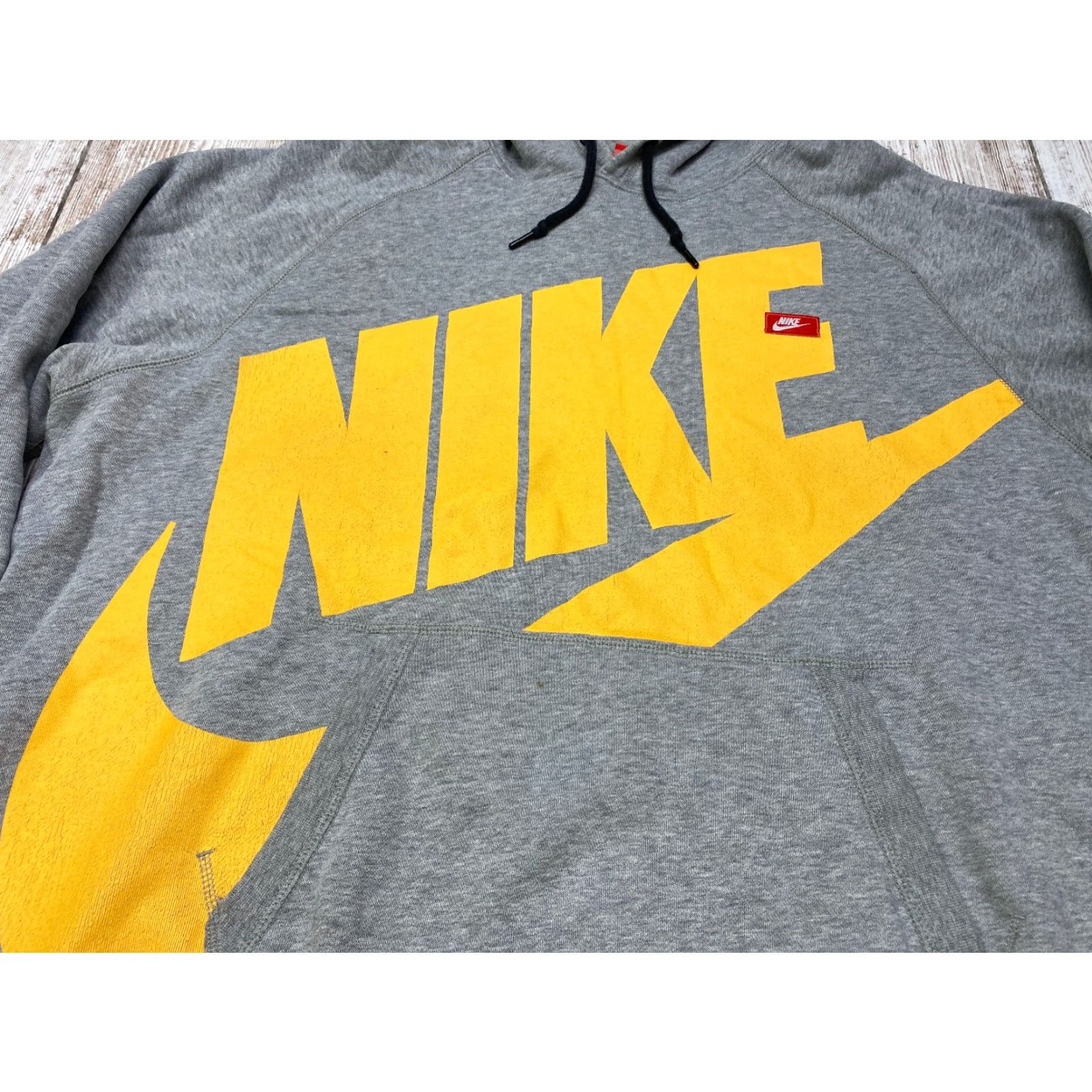 Nike VINTAGE Nike Hoodie Mens 2XL Nike Swoosh Yellow Lettering Red Tag Grey Cotton Fleece Pullover Hooded with Pockets Size US XXL / EU 58 / 5 - 5 Thumbnail