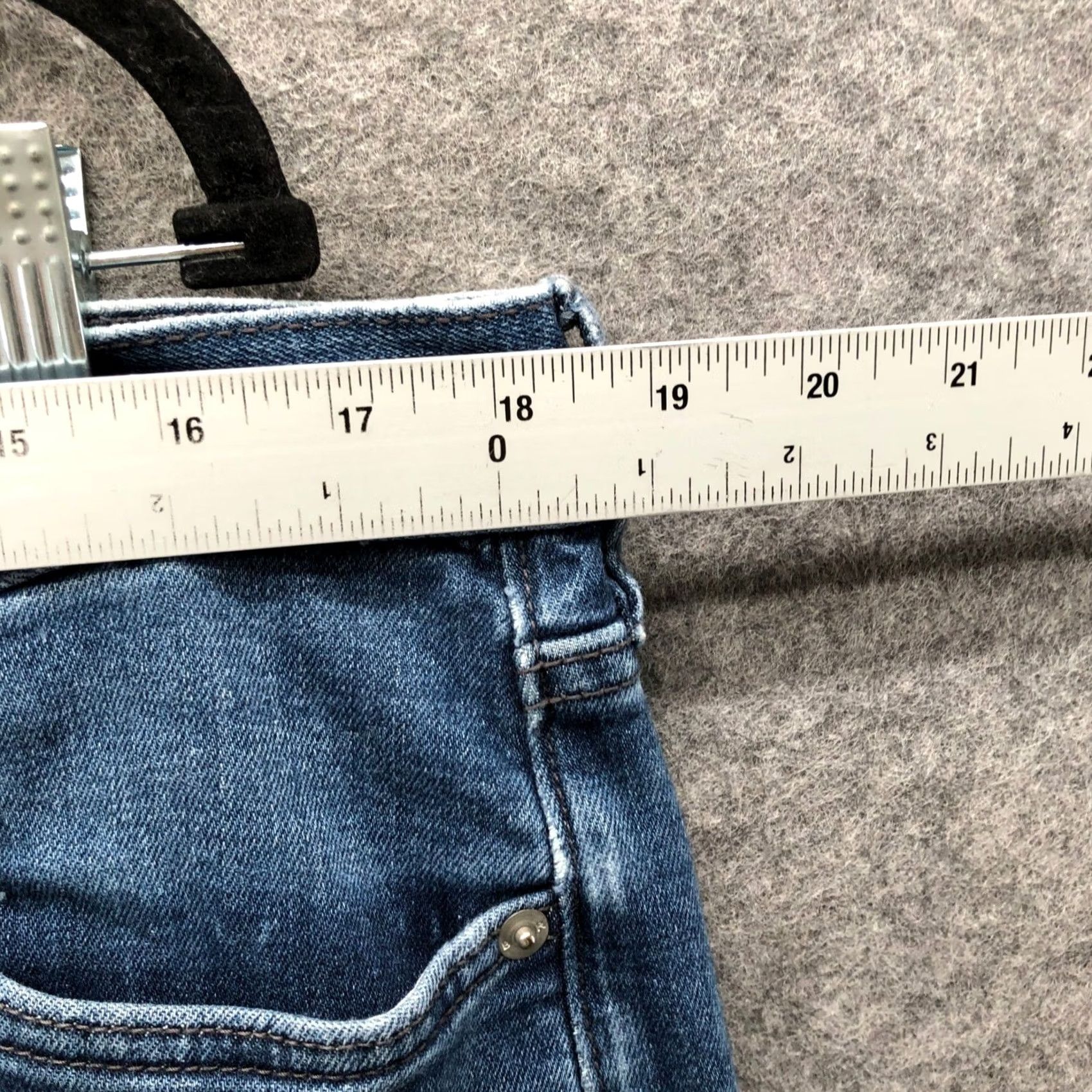 Banana Republic Banana Republic Jeans Mens 36x32 Travel Indigo Blue Washed Stretch Slim Straight 5-Pocket Denim Cotton Blend Medium Indigo Label Logo Zip Button Mens Size US 36 / EU 52 - 6 Thumbnail