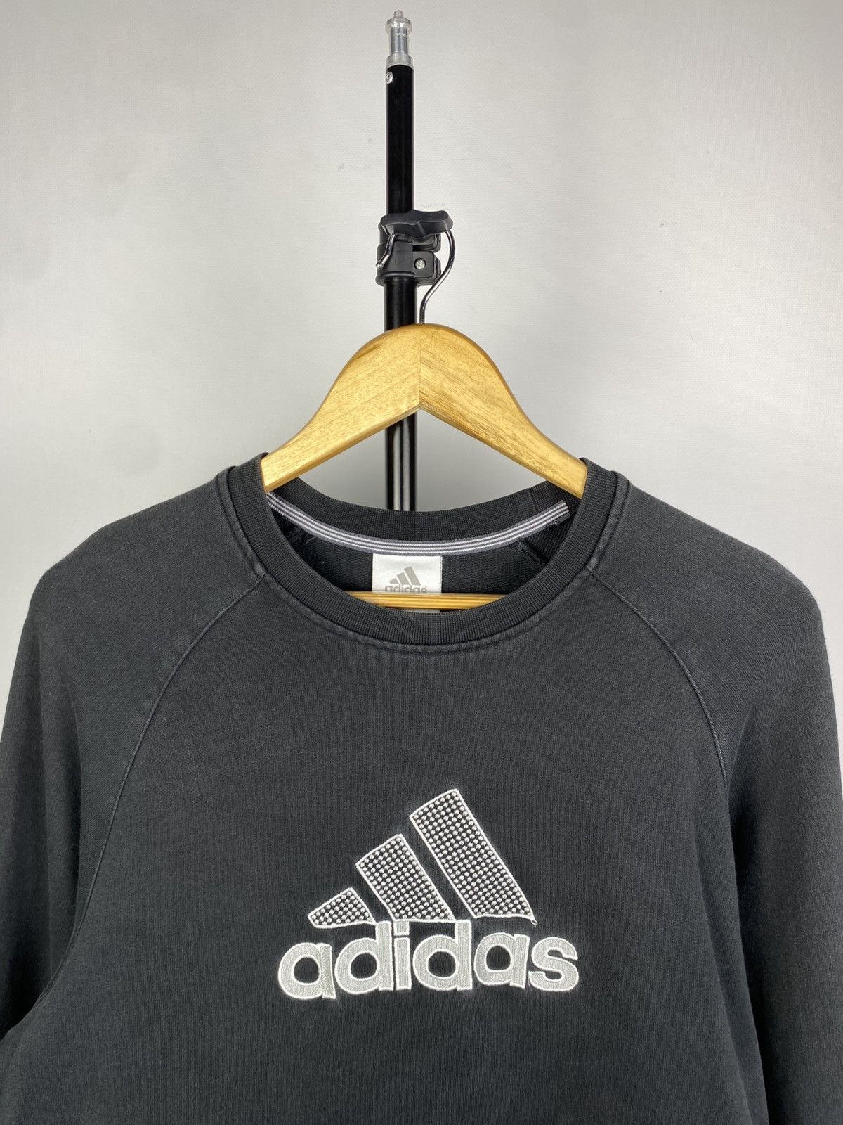 Adidas × Vintage Vintage Adidas 00s Big Logo Crewneck Sweatshirt Size US S / EU 44-46 / 1 - 3 Thumbnail