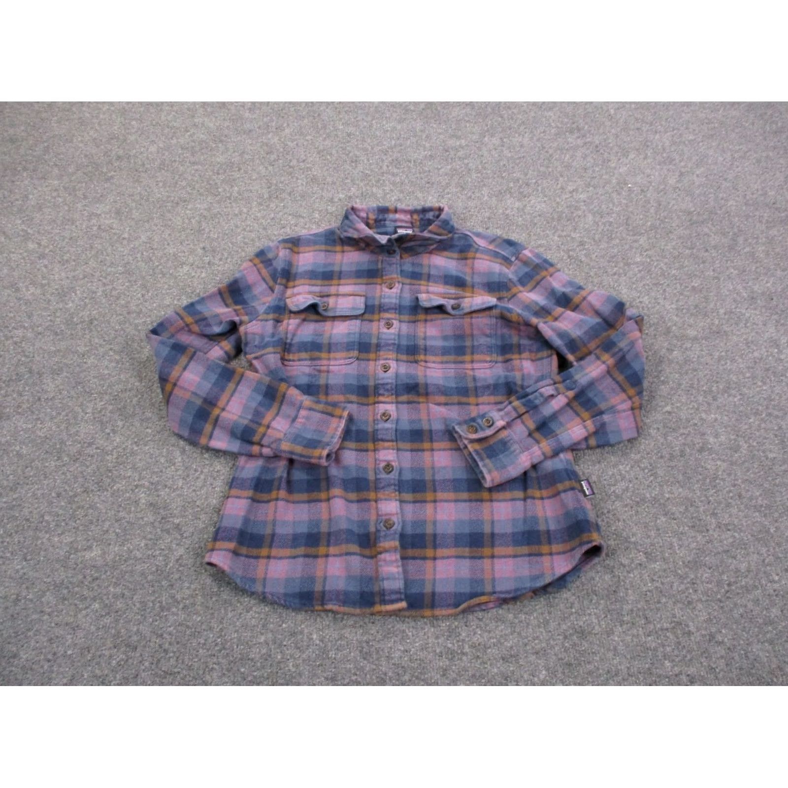 Patagonia Patagonia Shirt Womens S Plaid Organic Cotton Fjord Flannel Work Casual 53916 Size S / US 4 / IT 40 - 2 Thumbnail