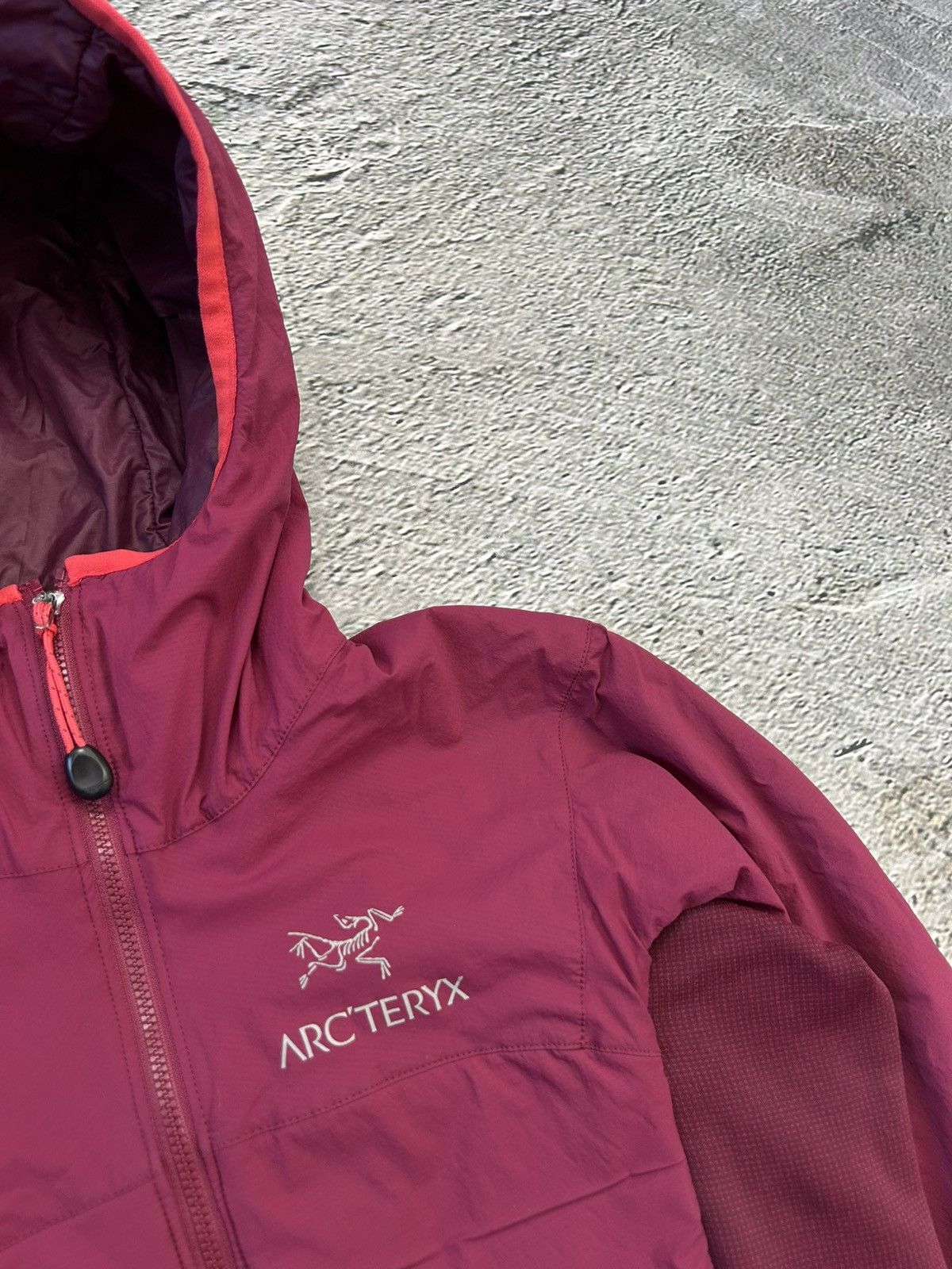 Arc'teryx Arc’teryx jacket pink Atom LT Size S / US 4 / IT 40 - 2 Thumbnail