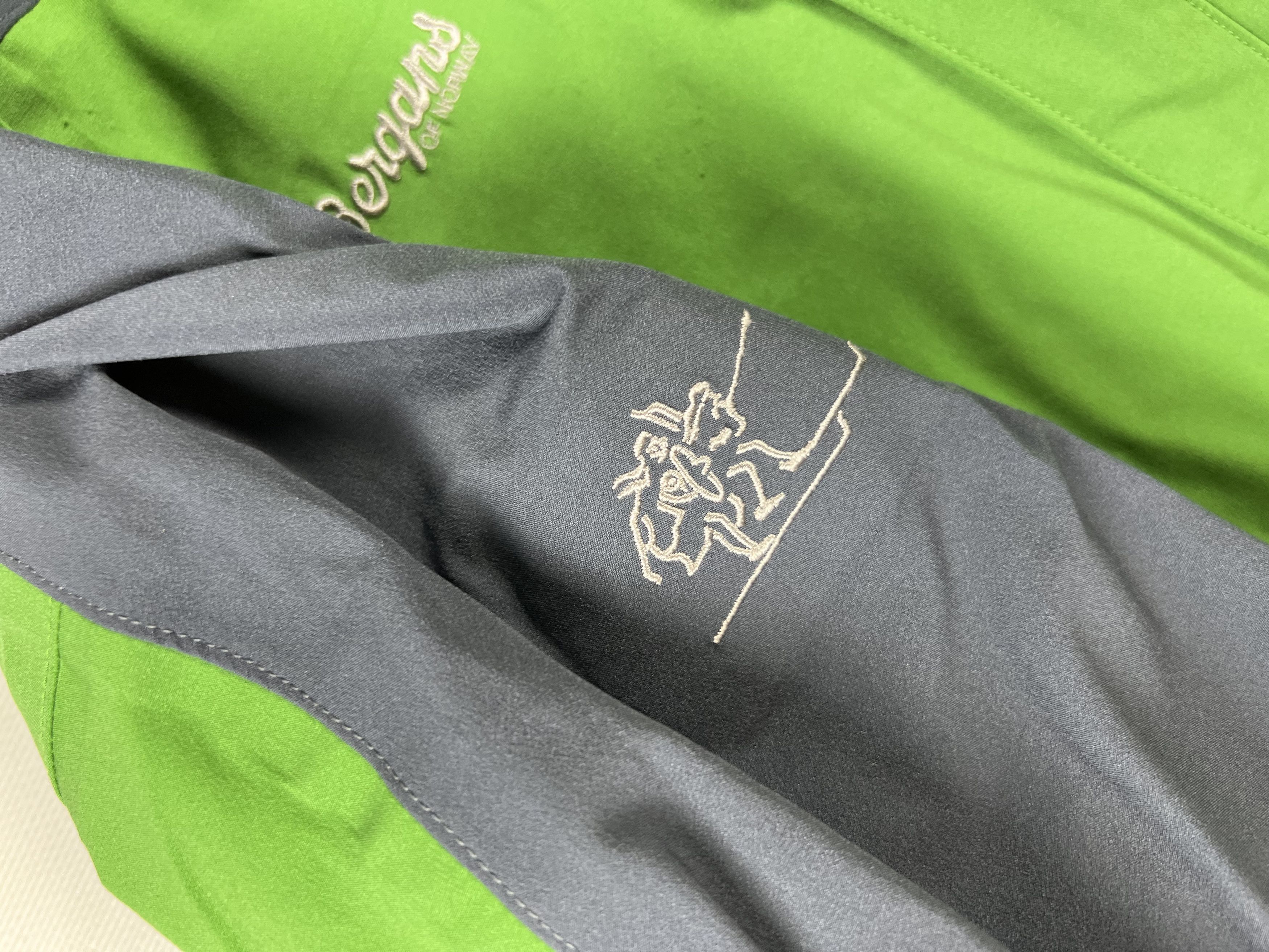 Bergans of Norway Bergans of Norway Jacket M Size US M / EU 48-50 / 2 - 5 Thumbnail