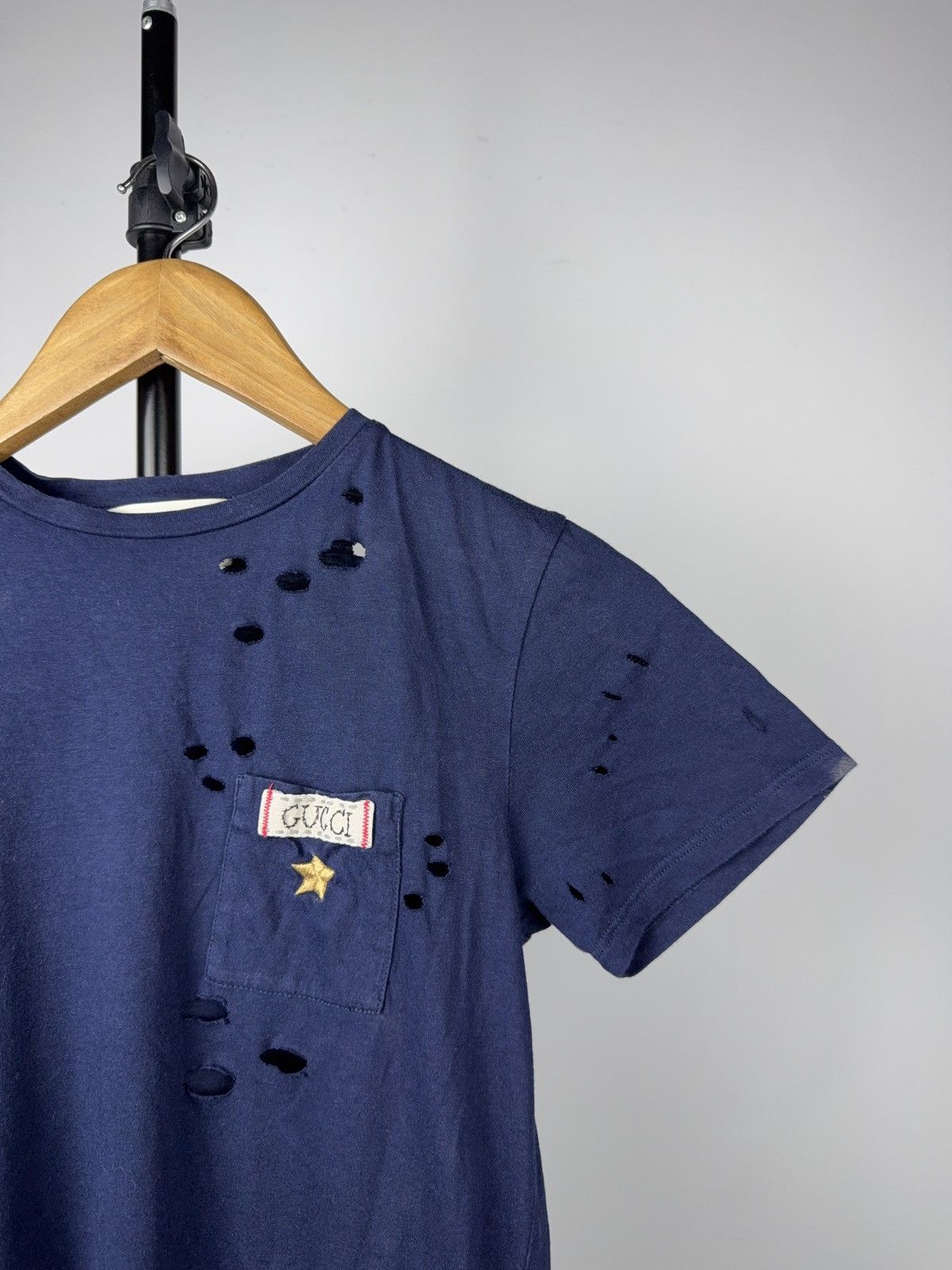 Gucci 00s Gucci Distressed Pocket Tee Archive Ripped Made in Italy Size XS / US 0-2 / IT 36-38 - 3 Thumbnail