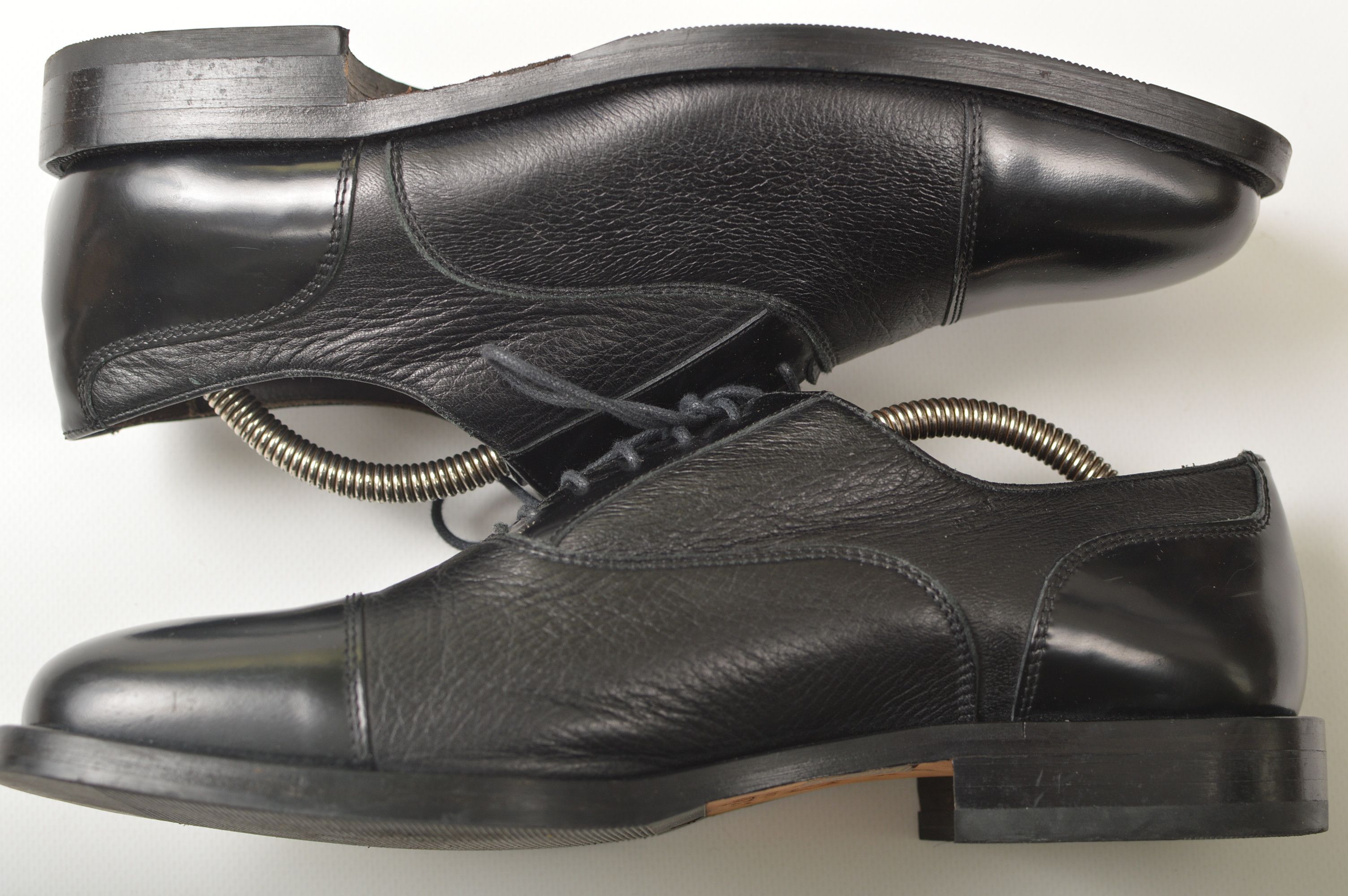 Loake Loake Bibury Combined Leather Black Oxford Shoes Size US 9 / EU 42 - 4 Thumbnail