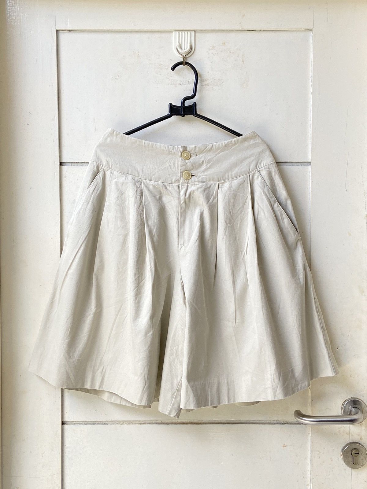 Issey Miyake IS ISSEY MIYAKE Cream Shorts Size US 26 / EU 42 - 13 Thumbnail