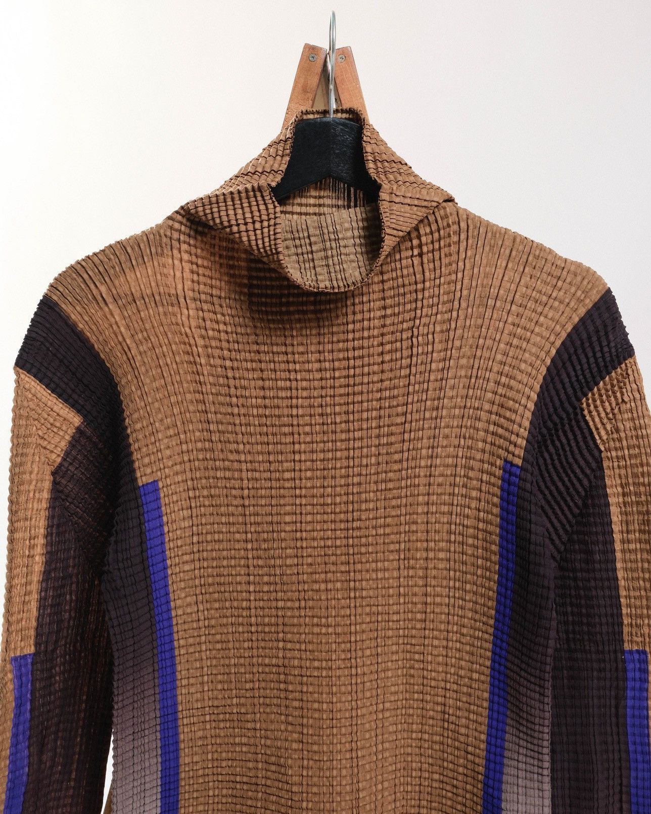 Pleats Please Issey Miyake Issey Miyake Pleated Turtle Neck Long Sleeve Size M / US 6-8 / IT 42-44 - 2 Thumbnail
