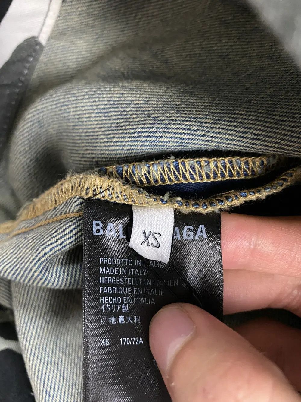 Balenciaga BALENCIAGA TROMPE LOEIL DESTROYED LAYERED SNOW CAMO SHORTS Size US 32 / EU 48 - 5 Thumbnail