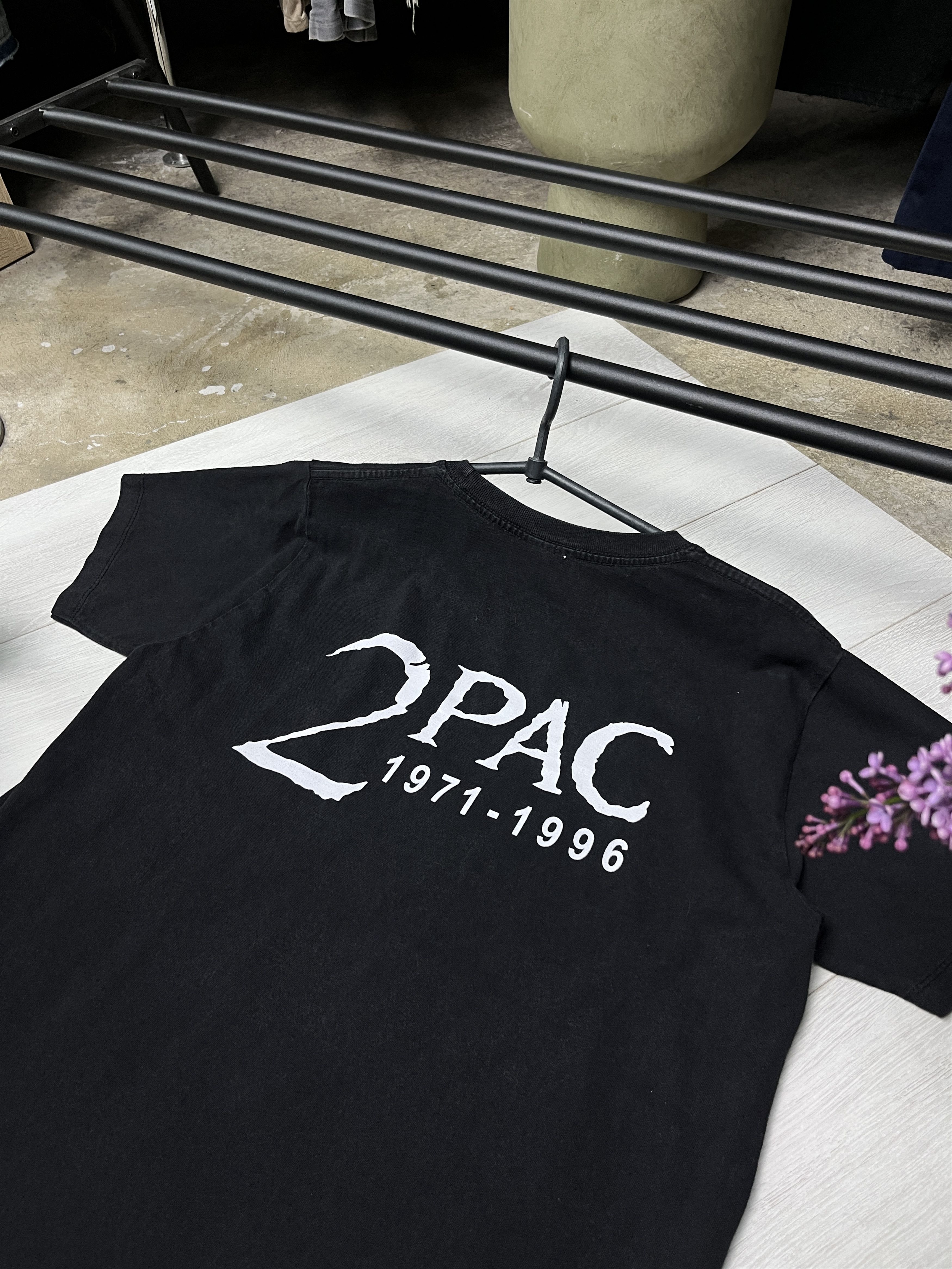 Vintage 1990s 2PAC "1971-1996" MEMORIAL PORTRAIT TEE - № 969 Size US M / EU 48-50 / 2 - 5 Thumbnail