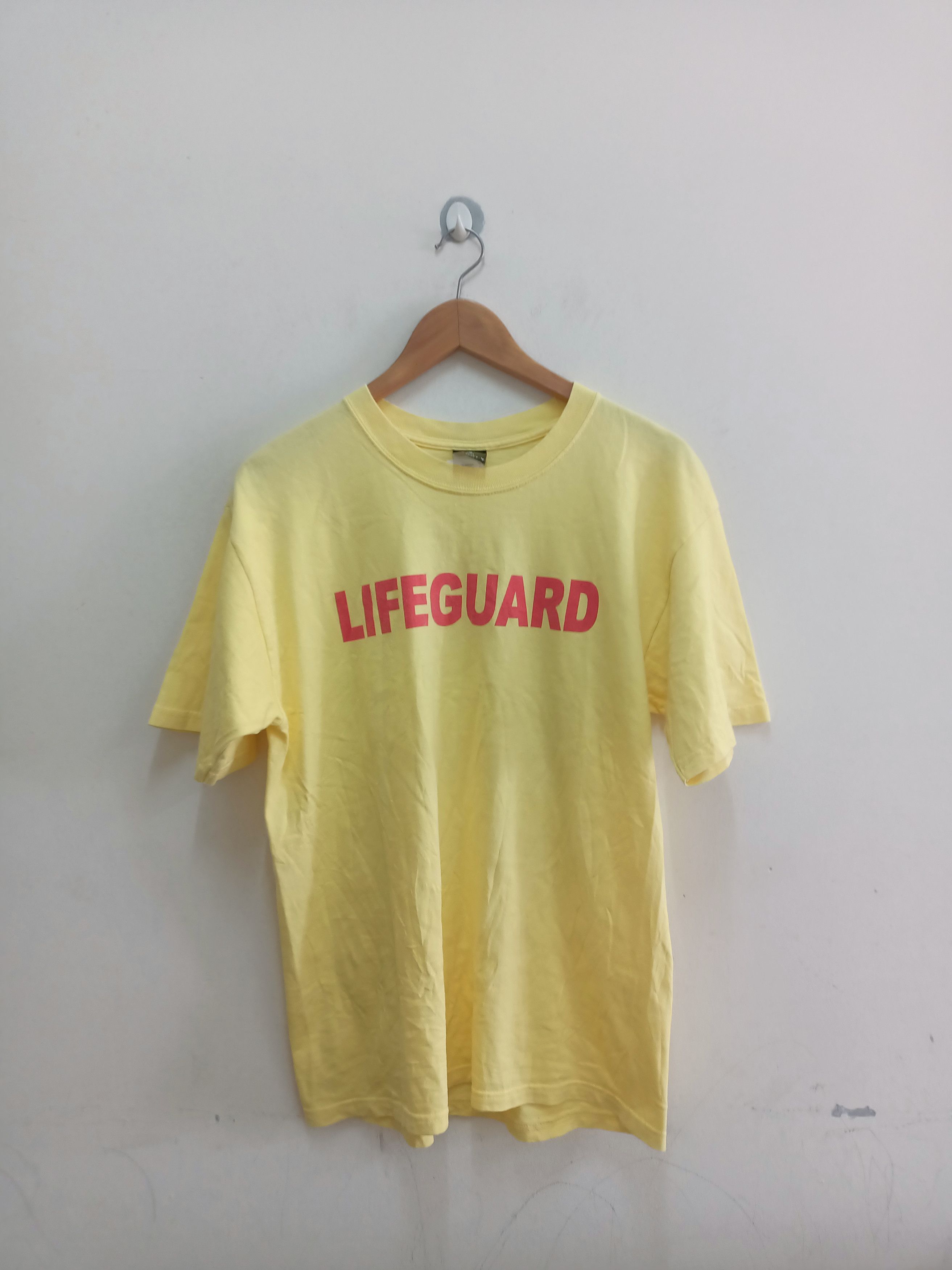Hanes × Vintage Vintage Lifeguard Hawaiian Islands water safety Size US M / EU 48-50 / 2 - 2 Thumbnail