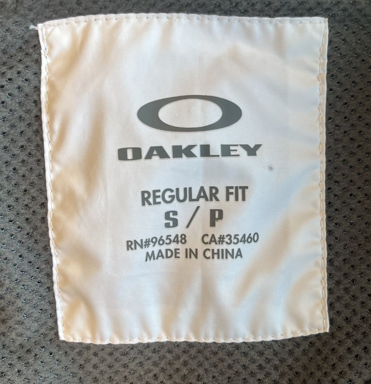Oakley VINTAGE Y2K OAKLEY ACTIVEWEAR PULLOVER Size US S / EU 44-46 / 1 - 6 Thumbnail