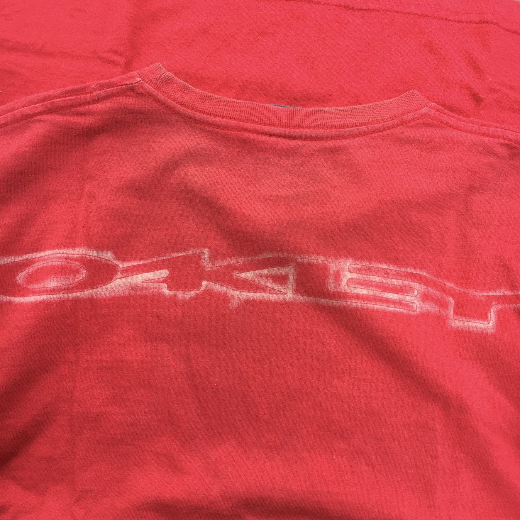 Oakley 2000s - Vintage oakley tshirt icon logo Size US L / EU 52-54 / 3 - 2 Thumbnail