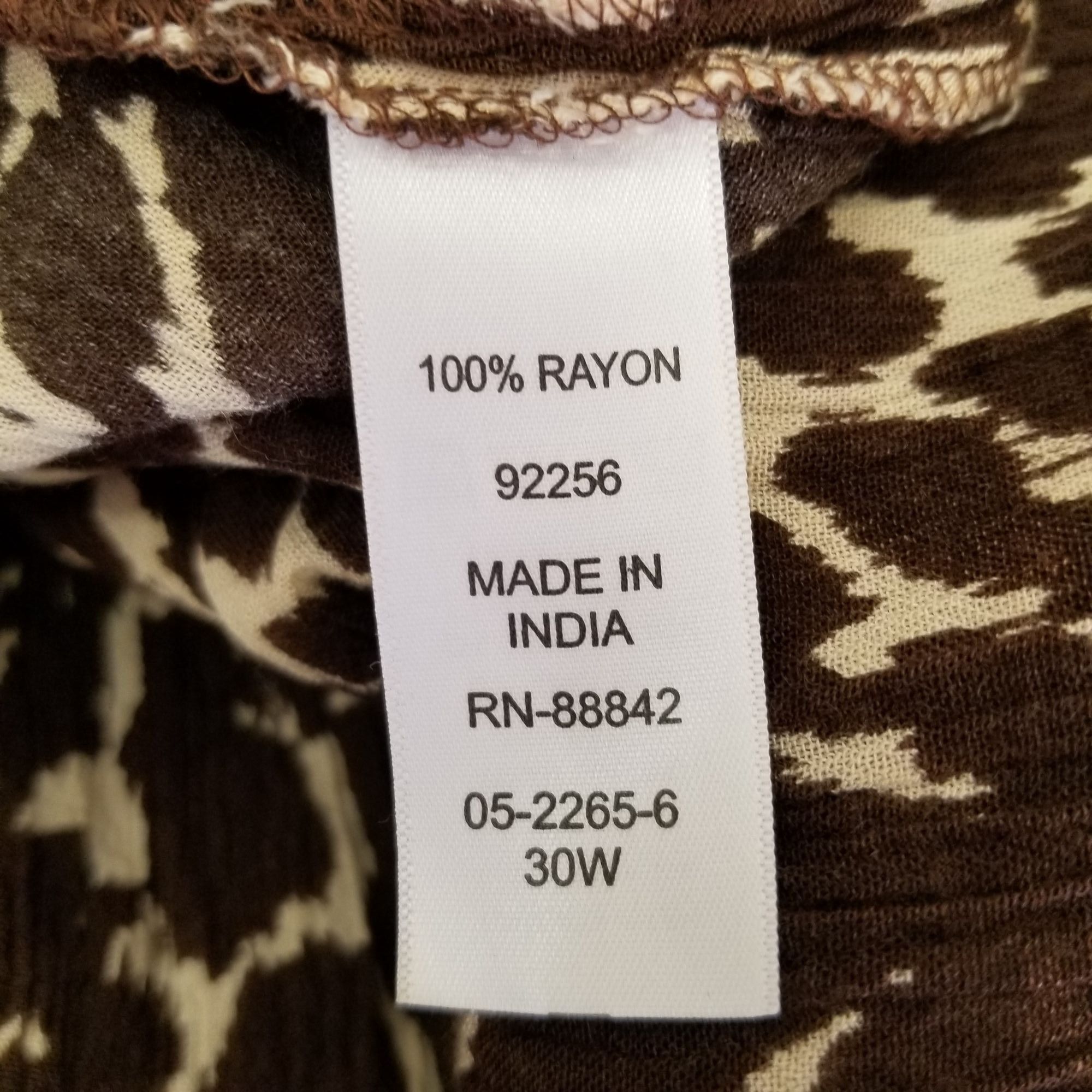 Other Roamans 30W Leopard Animal Print Dress Modest Button Front V Size 4XL / US 24-26 - 6 Thumbnail